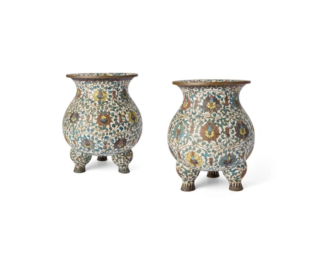A pair of Chinese cloisonné-enamel Ming-style pear-shaped...