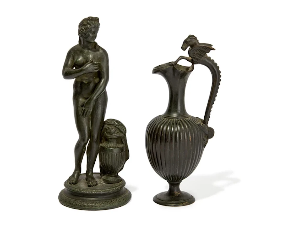 A Neapolitan bronze model of the Medici Venus