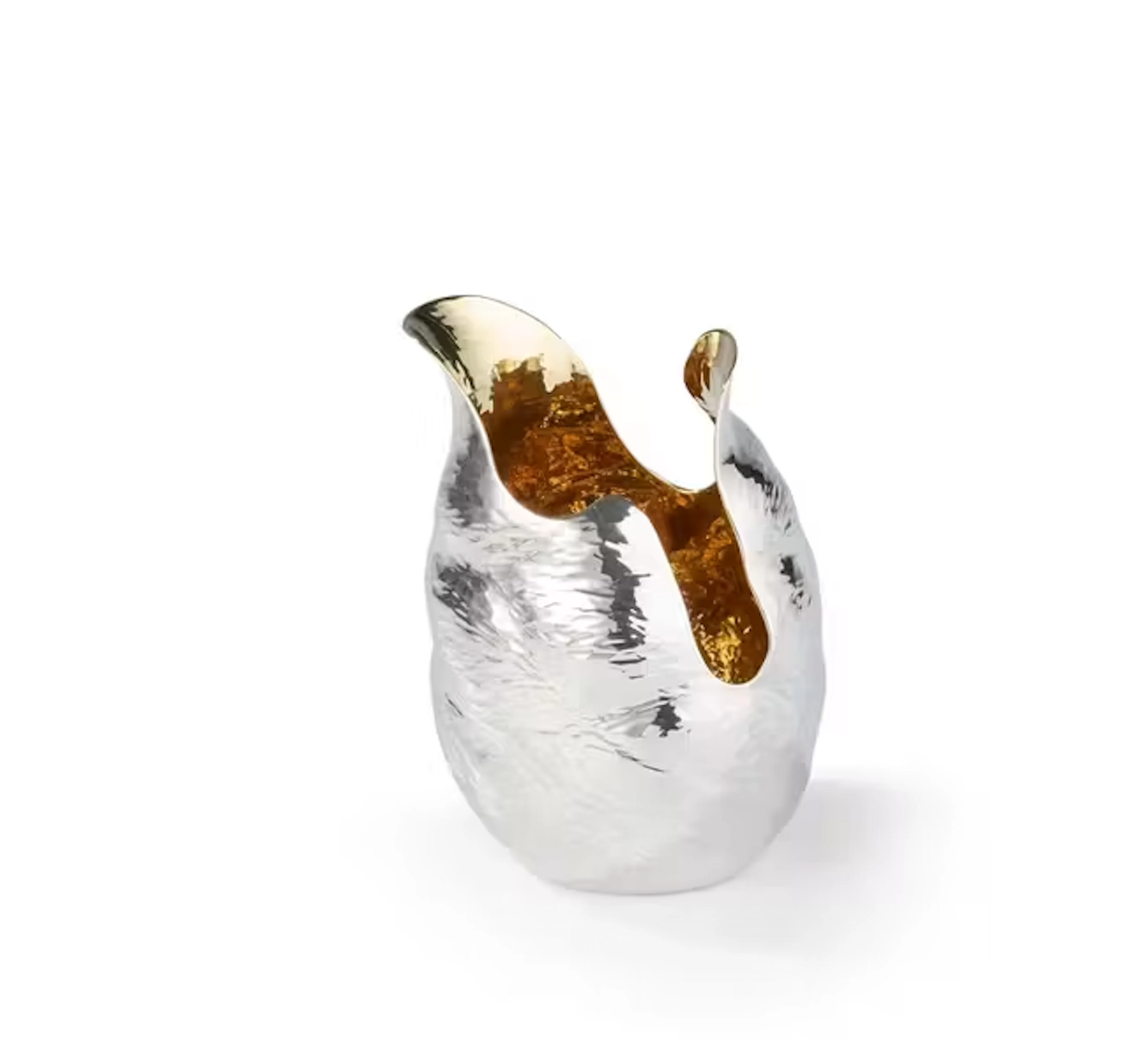 A Contemporary Britannia silver vessel