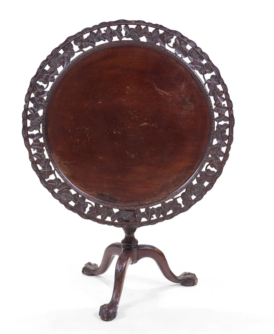 A George III mahogany tilt-top table