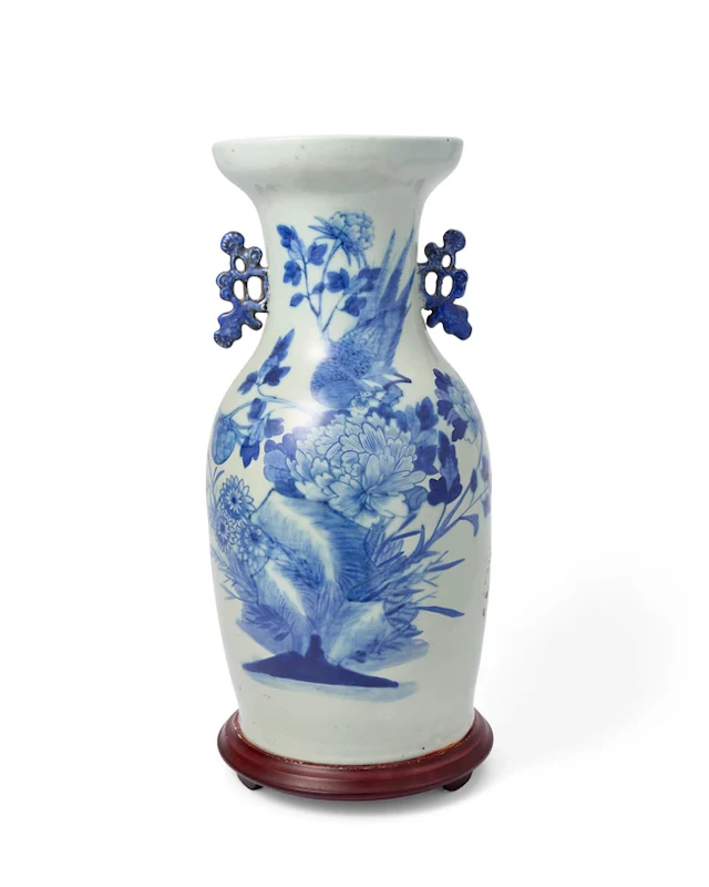 A large Chinese blue and white baluster vase Qing dynasty