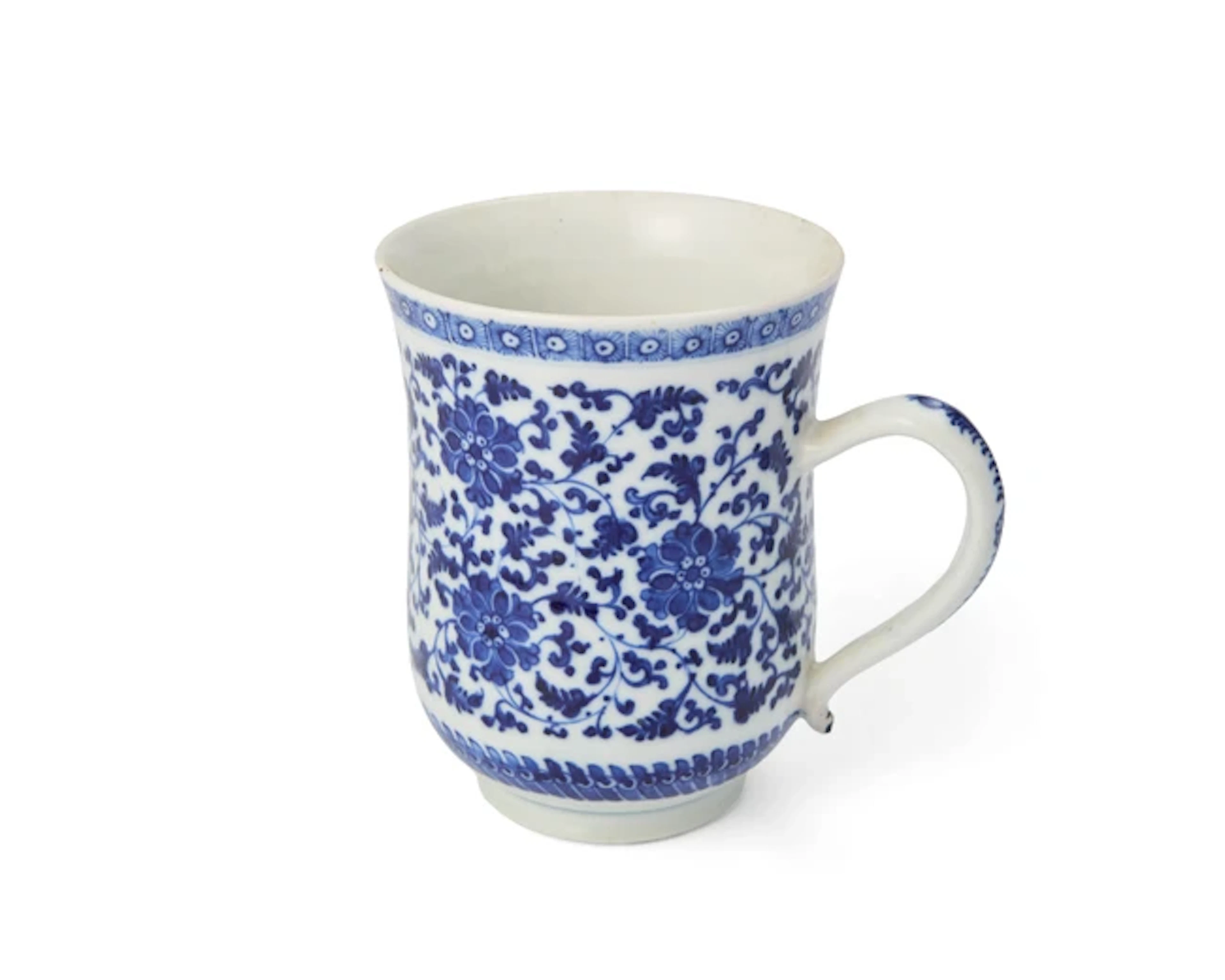 A Chinese blue and white tankard Qing dynasty