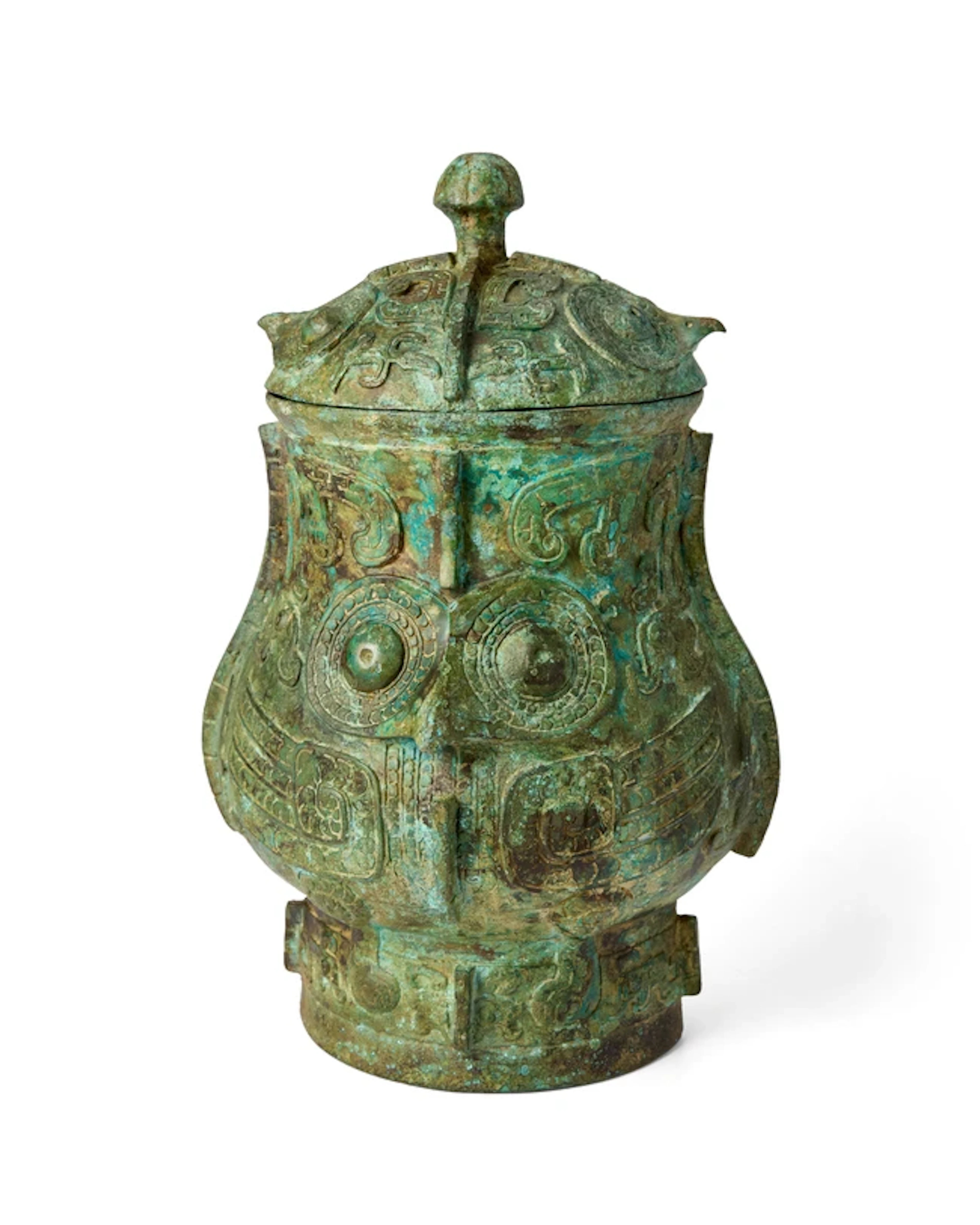 A Chinese bronze archaistic ritual vessel and cover