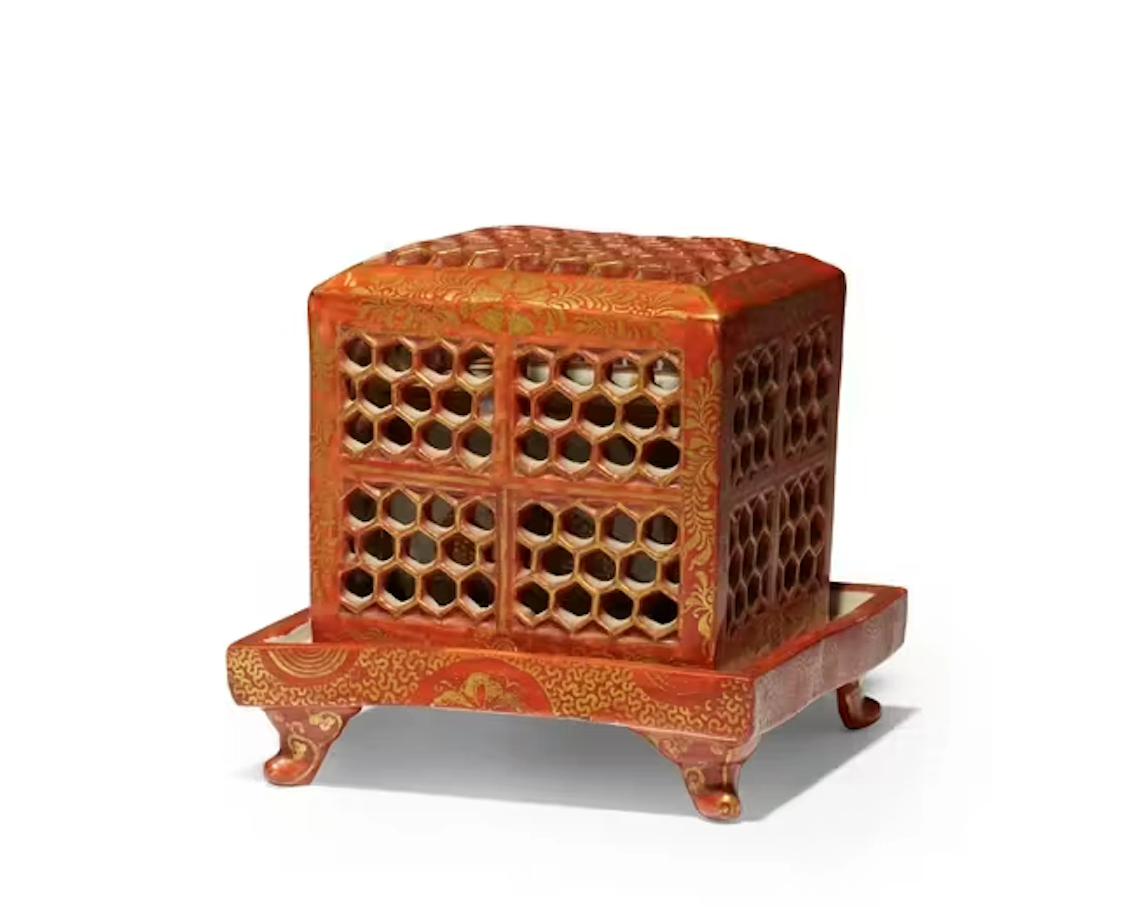 To be sold without reserve A Japanese Kutani porcelain...