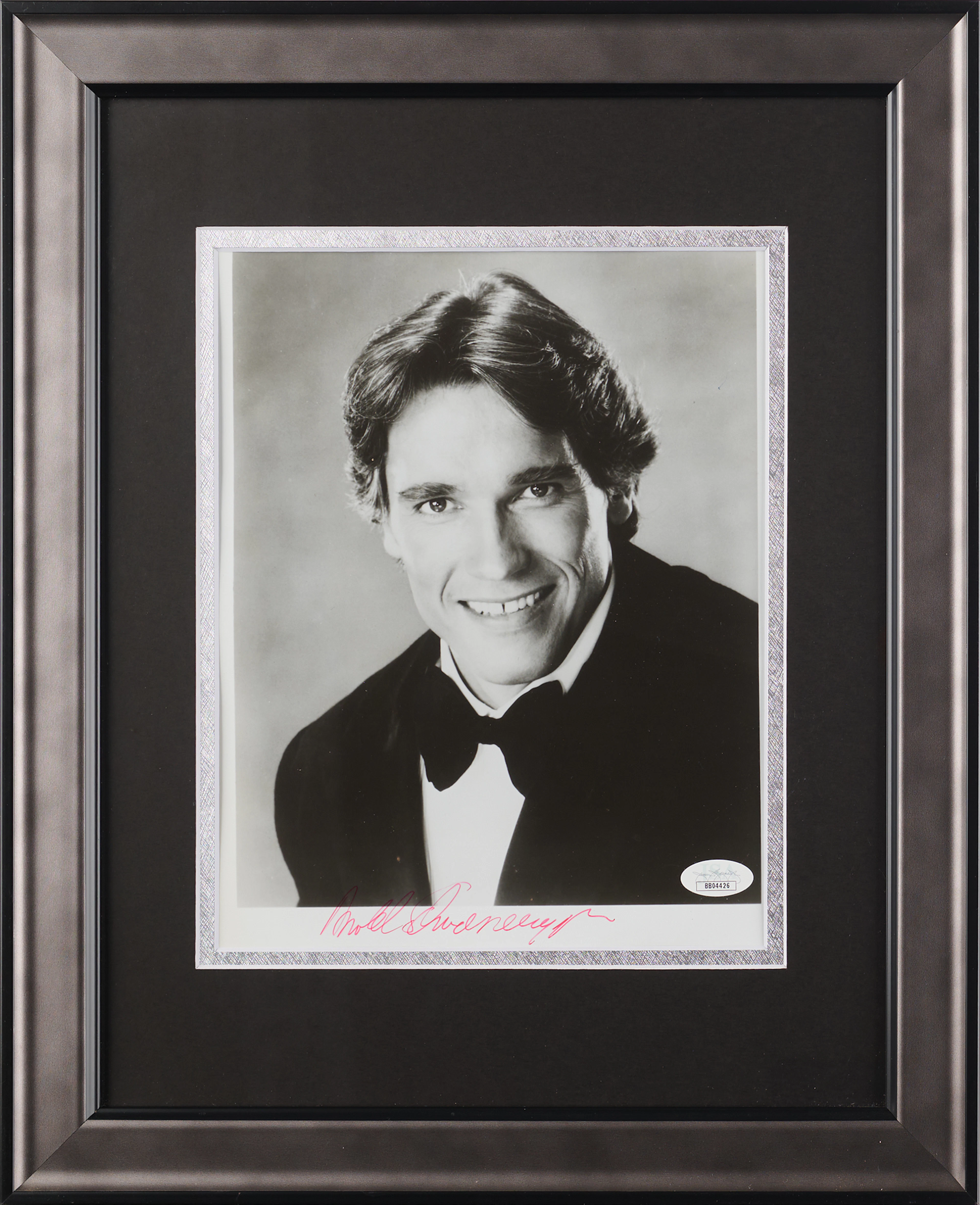 Arnold Schwarzenegger Signed Photograph