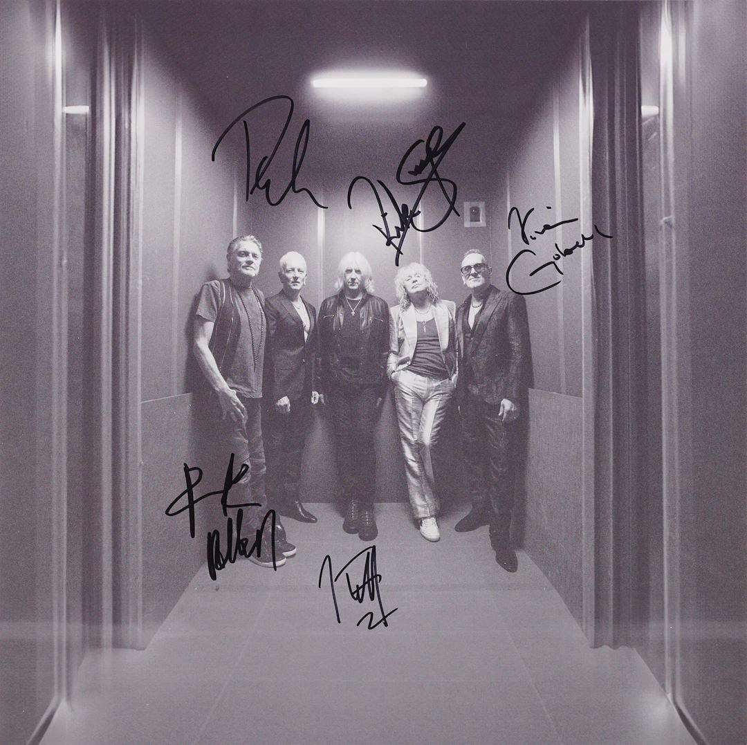 Def Leppard Signed Album Insert - Greatest Hits 2026 Tour Edition