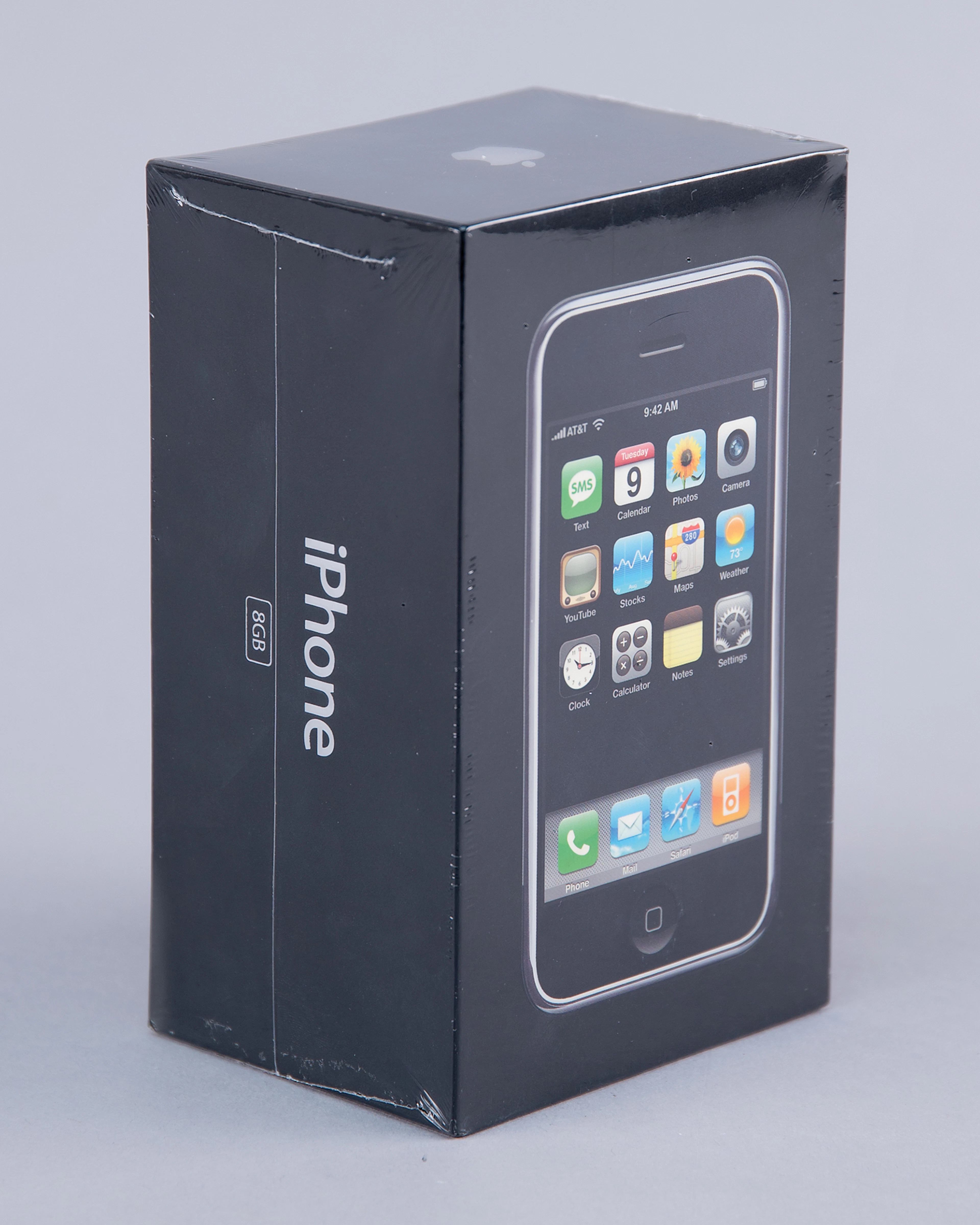 Apple iPhone (First Generation, Sealed 8GB) with Original Gift Box