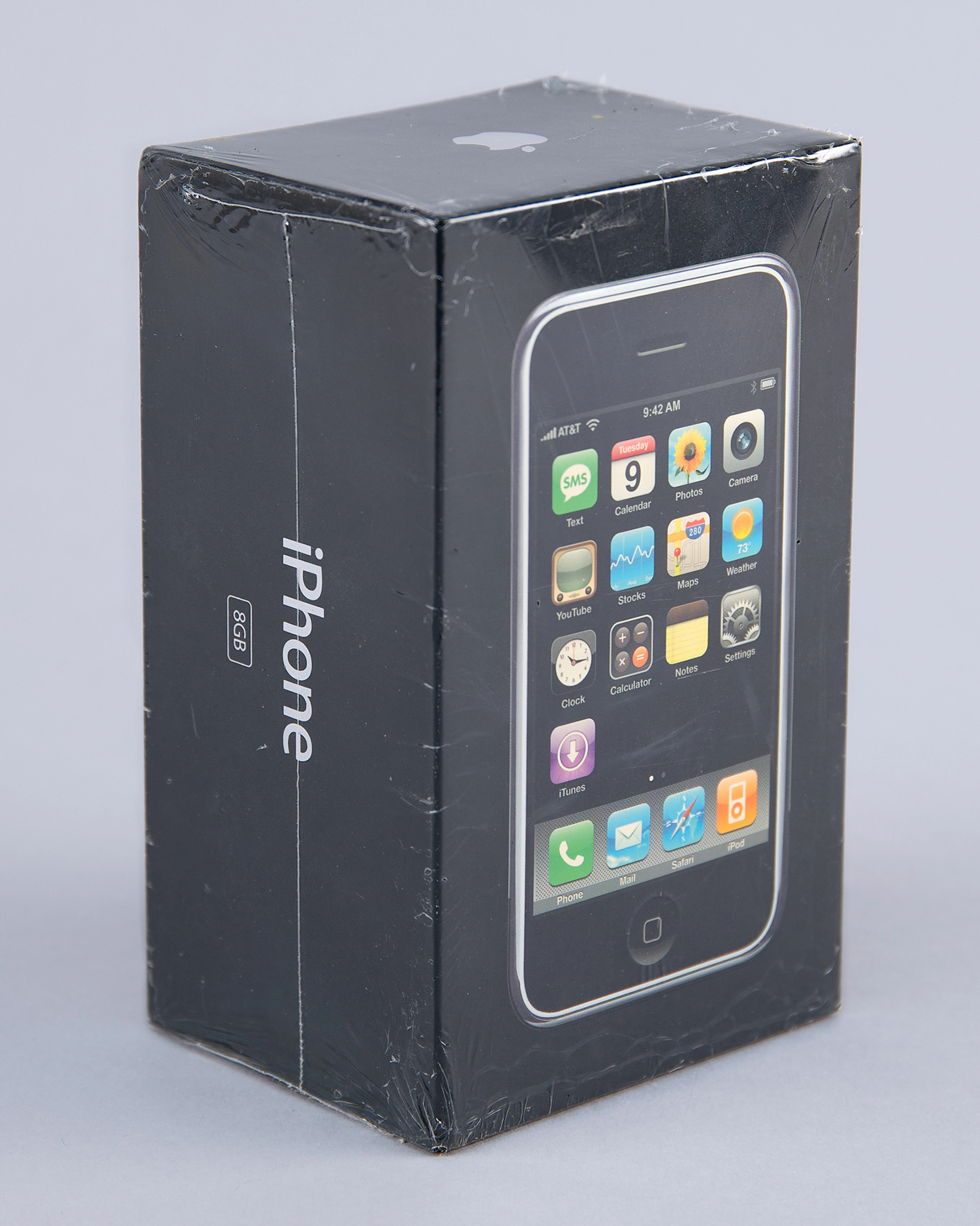 Apple iPhone (First Generation, Sealed - 8GB) with Original Retail Bag