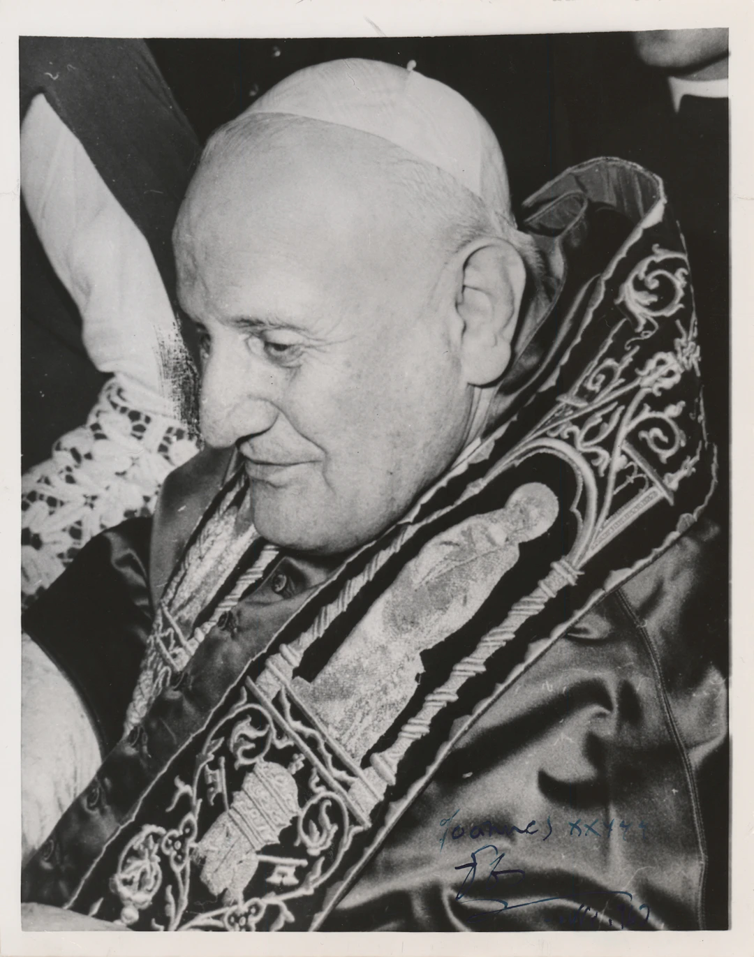 Pope John XXIII Signed Photograph
