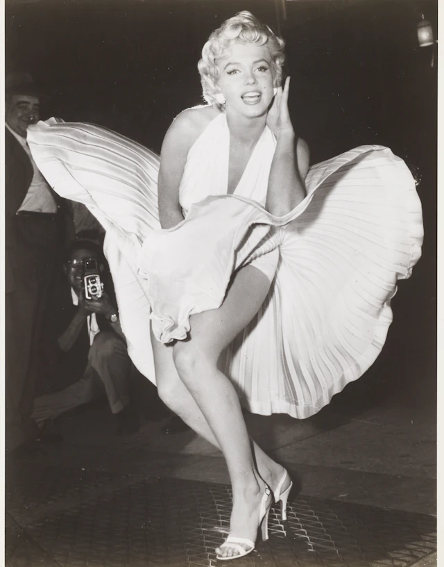 Marilyn Monroe Original Oversized Photograph by Sam Shaw - PSA Type IV