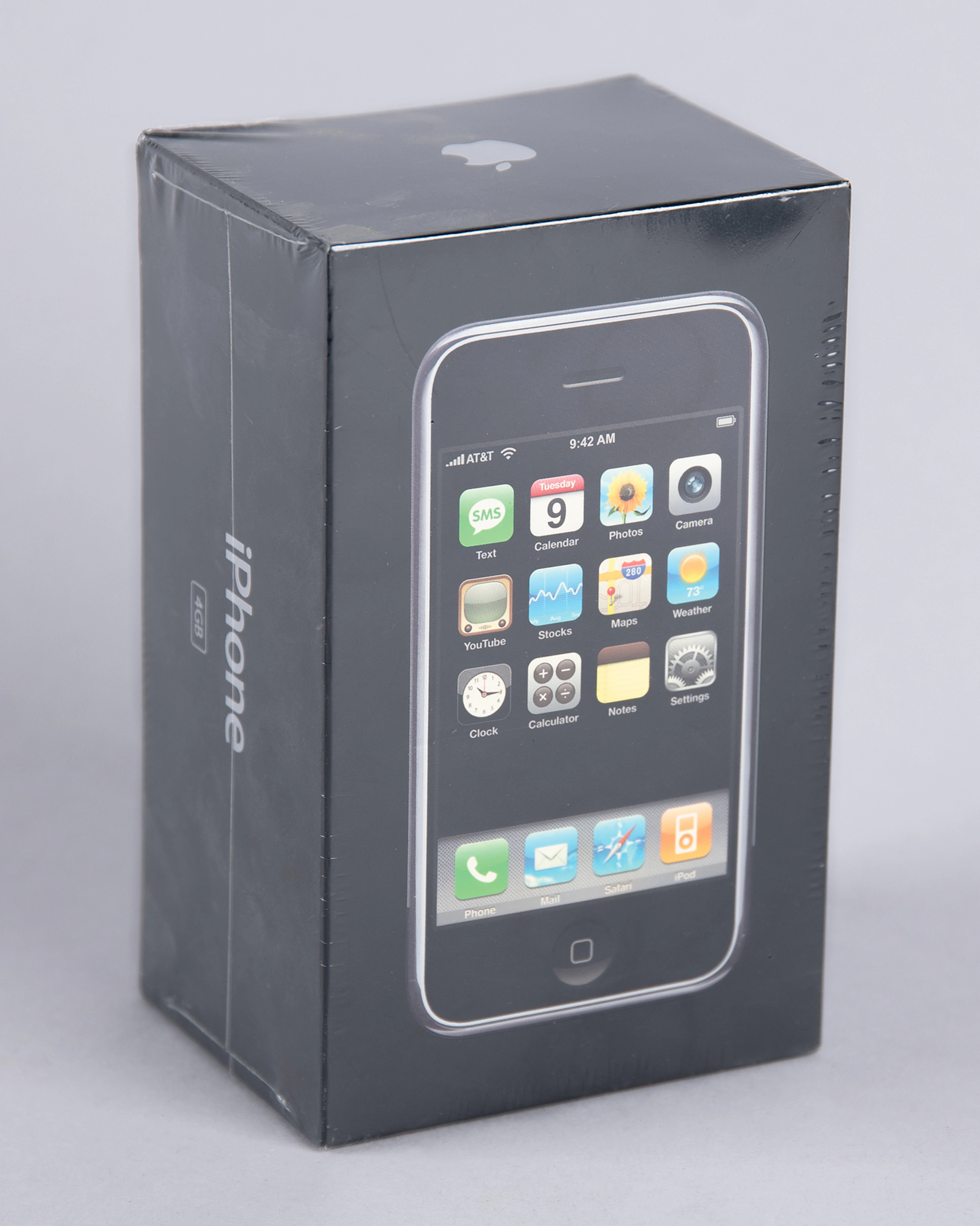Apple iPhone - Rare 4GB Model (First Generation, Sealed)