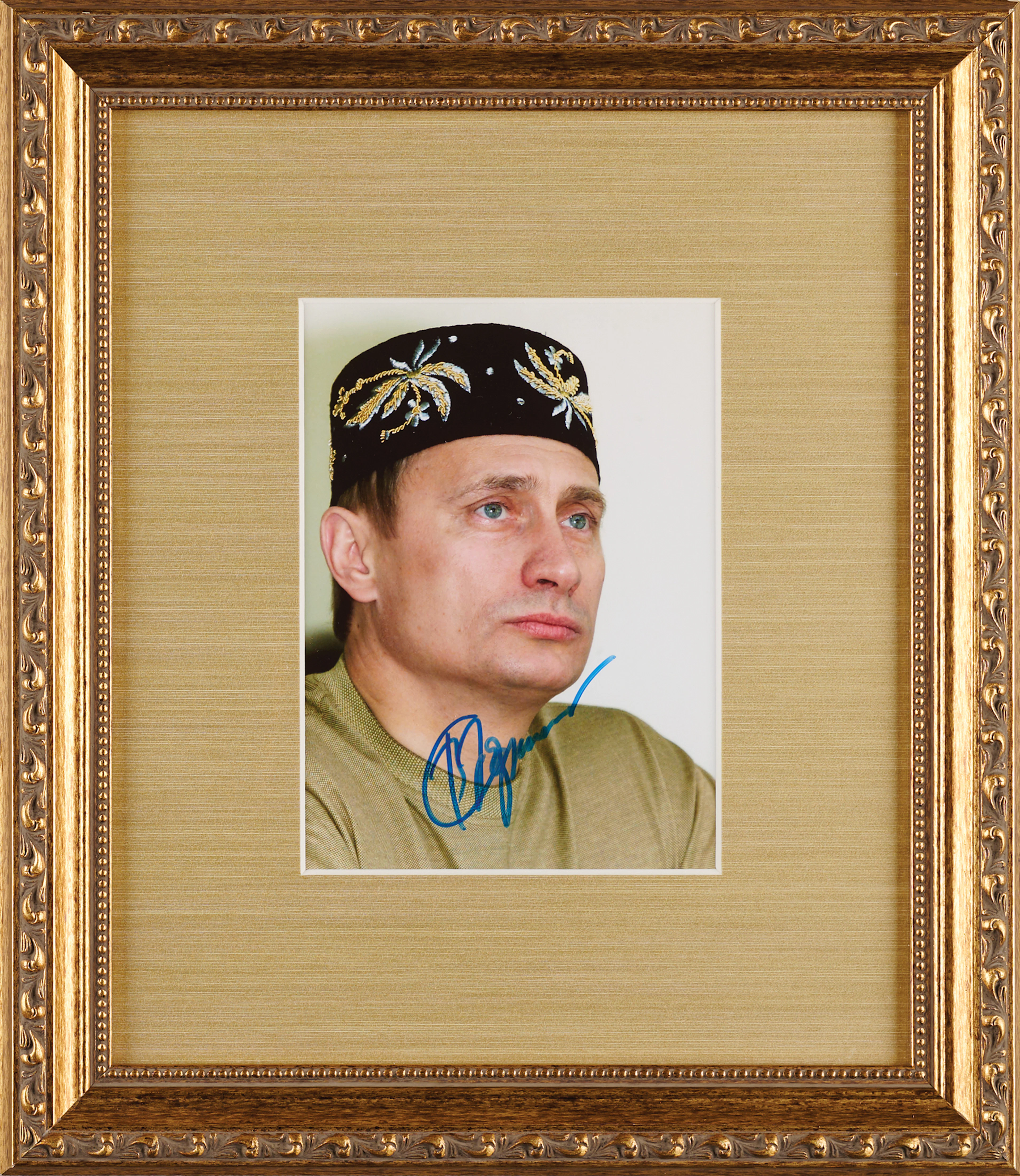 Vladimir Putin Signed Photograph