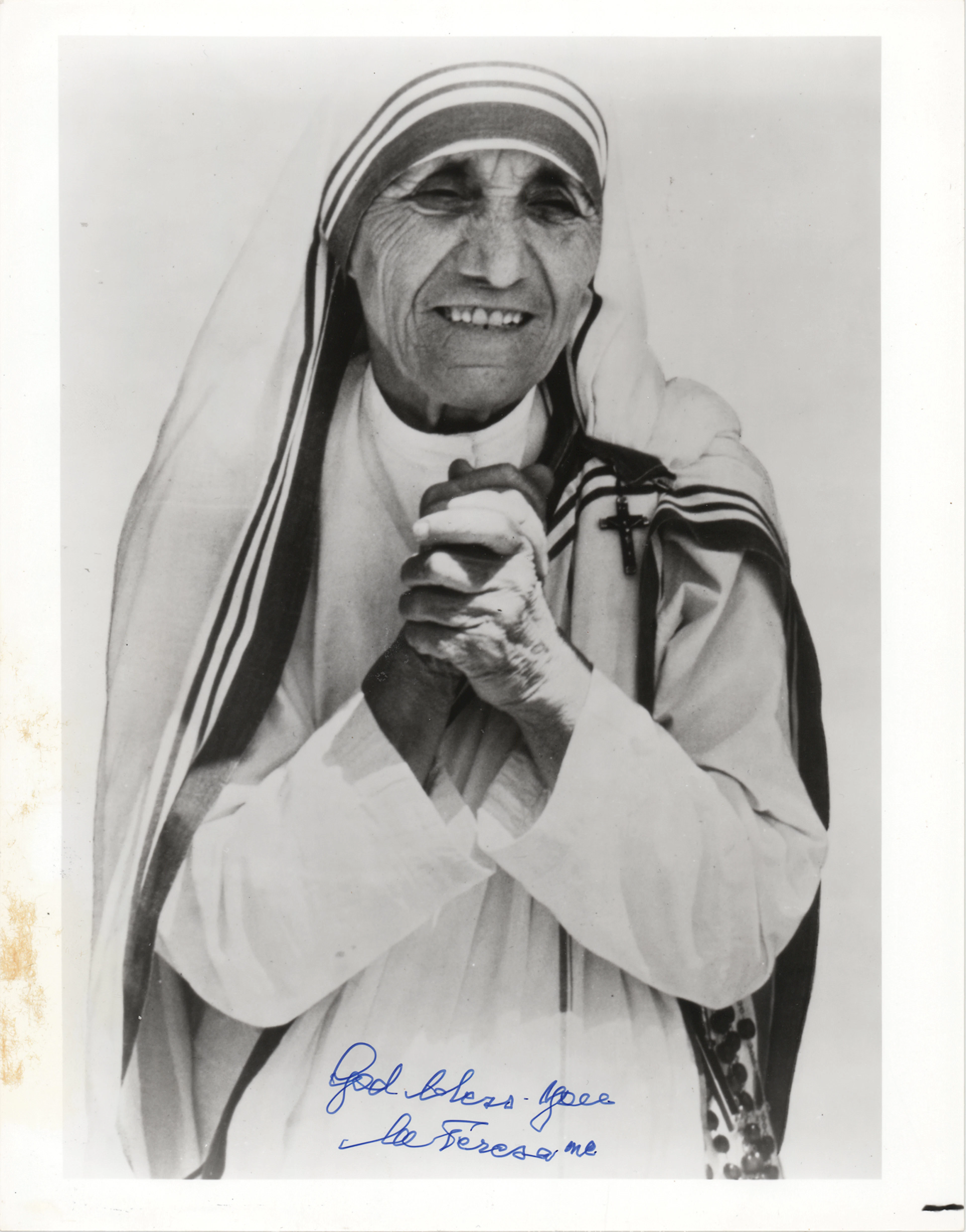 Mother Teresa Signed Photograph