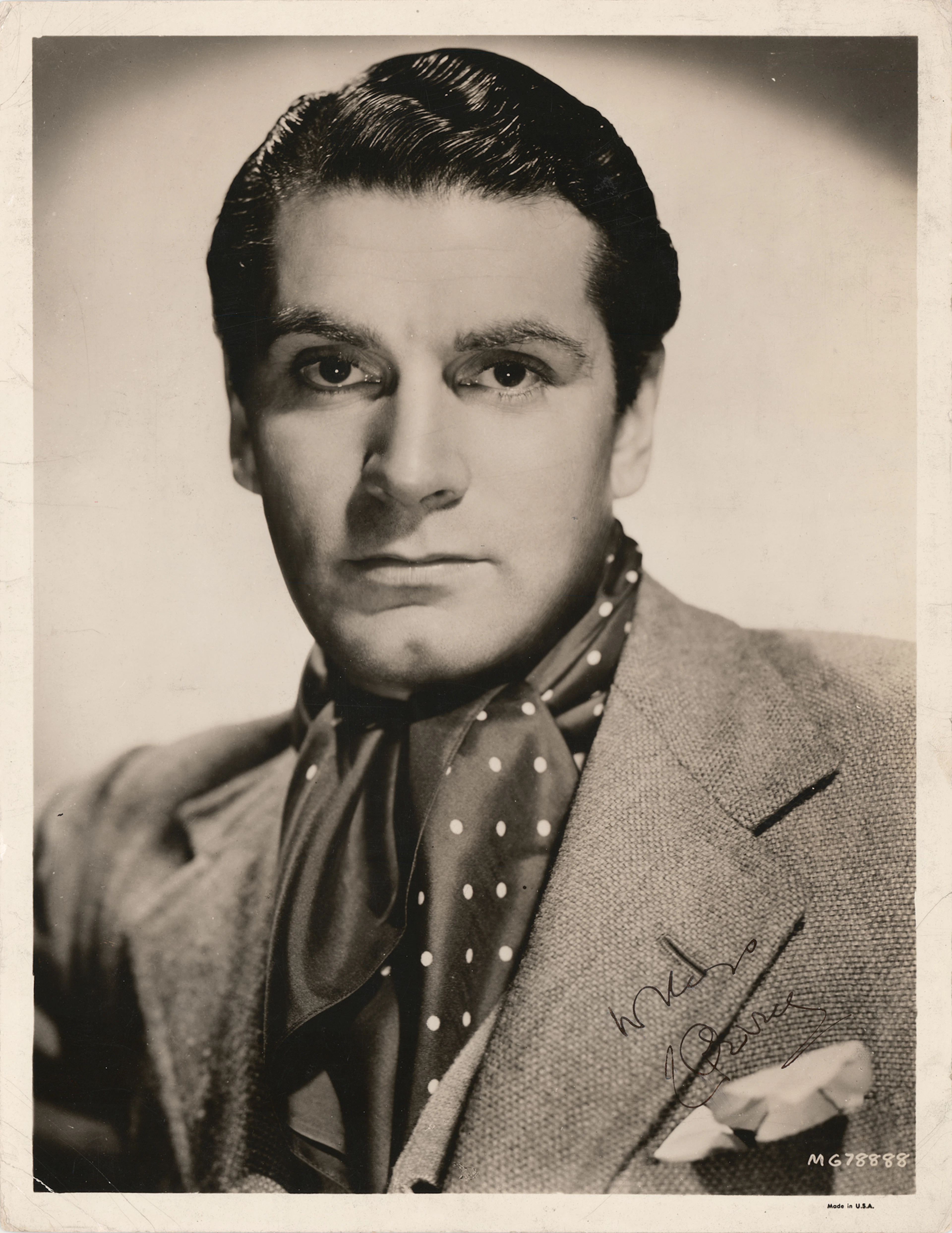 Laurence Olivier Signed Oversized Photograph