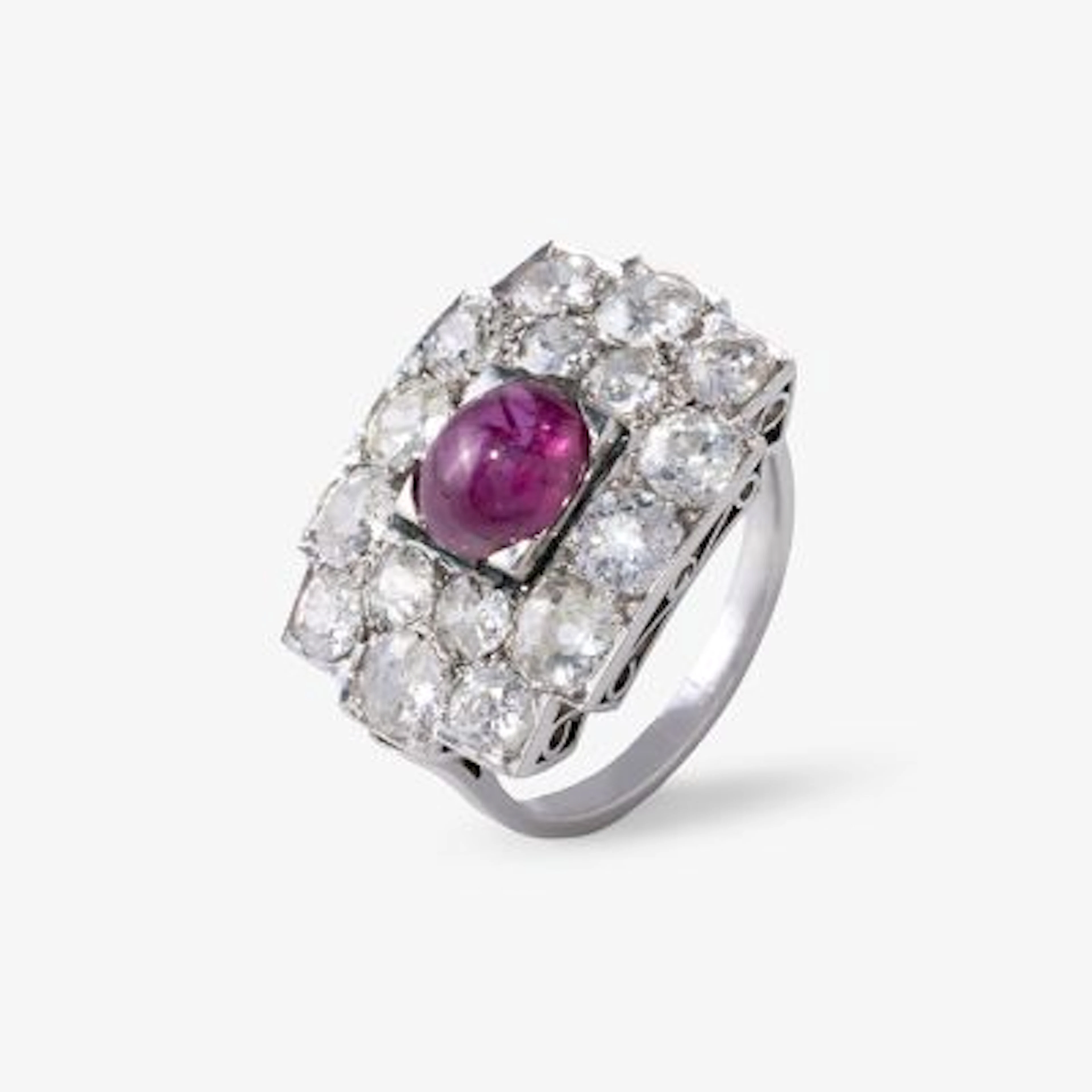 Sortija en oro con rubí y diamantes