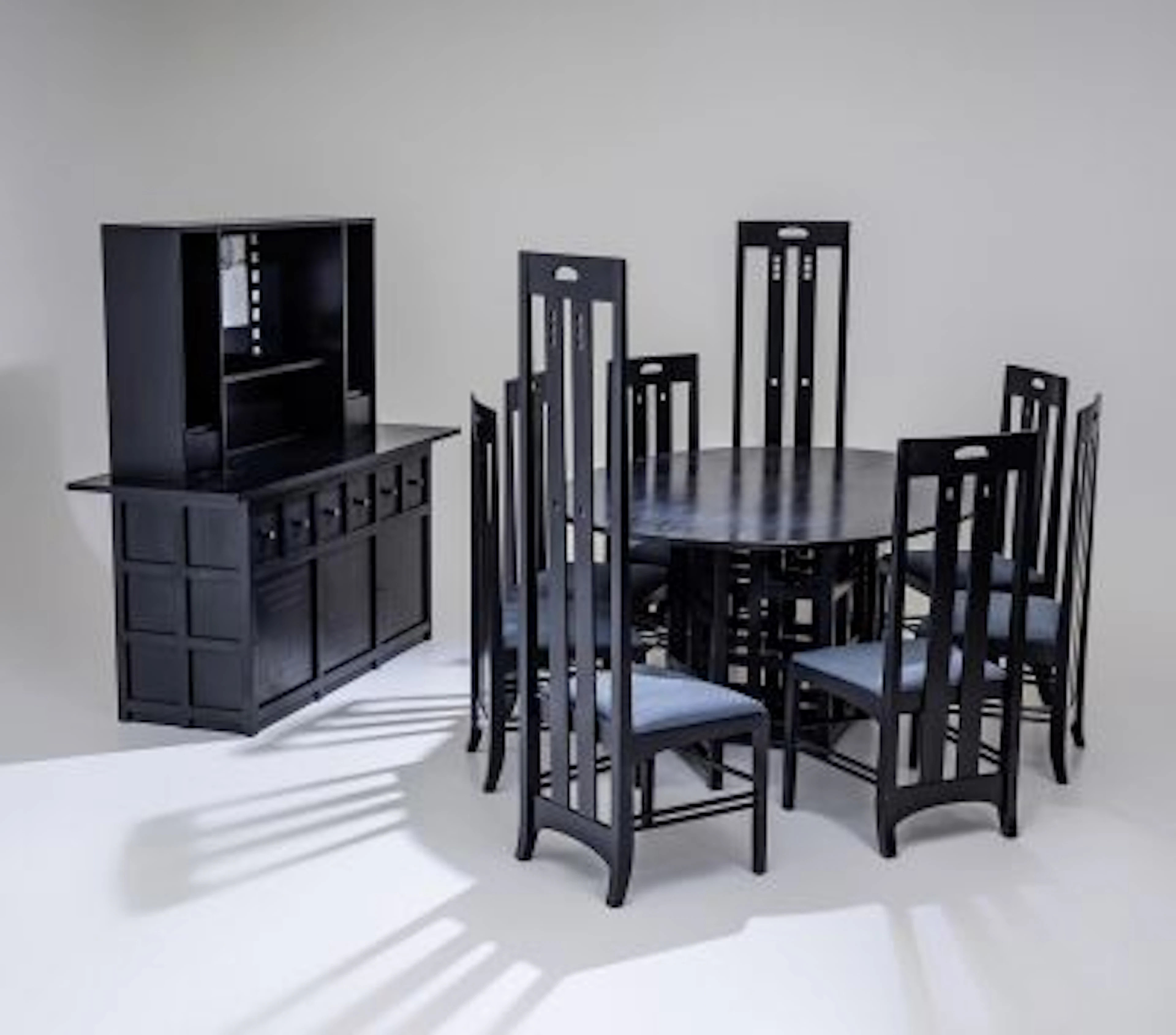 Mackintosh para CASSINA. Conjunto de comedor, años 70-80