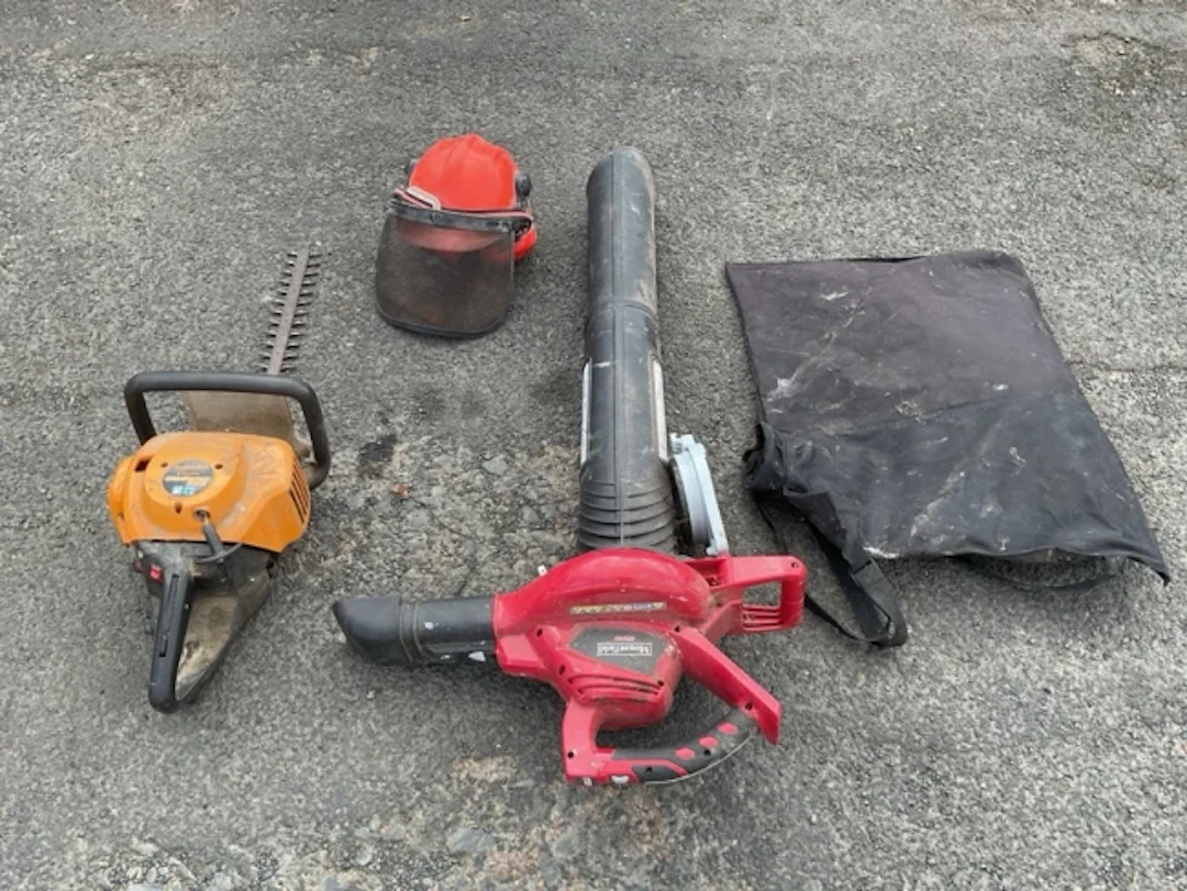 A Mountfield garden blower/vacuum - model MBV48LI; a McCulloch Gladiator