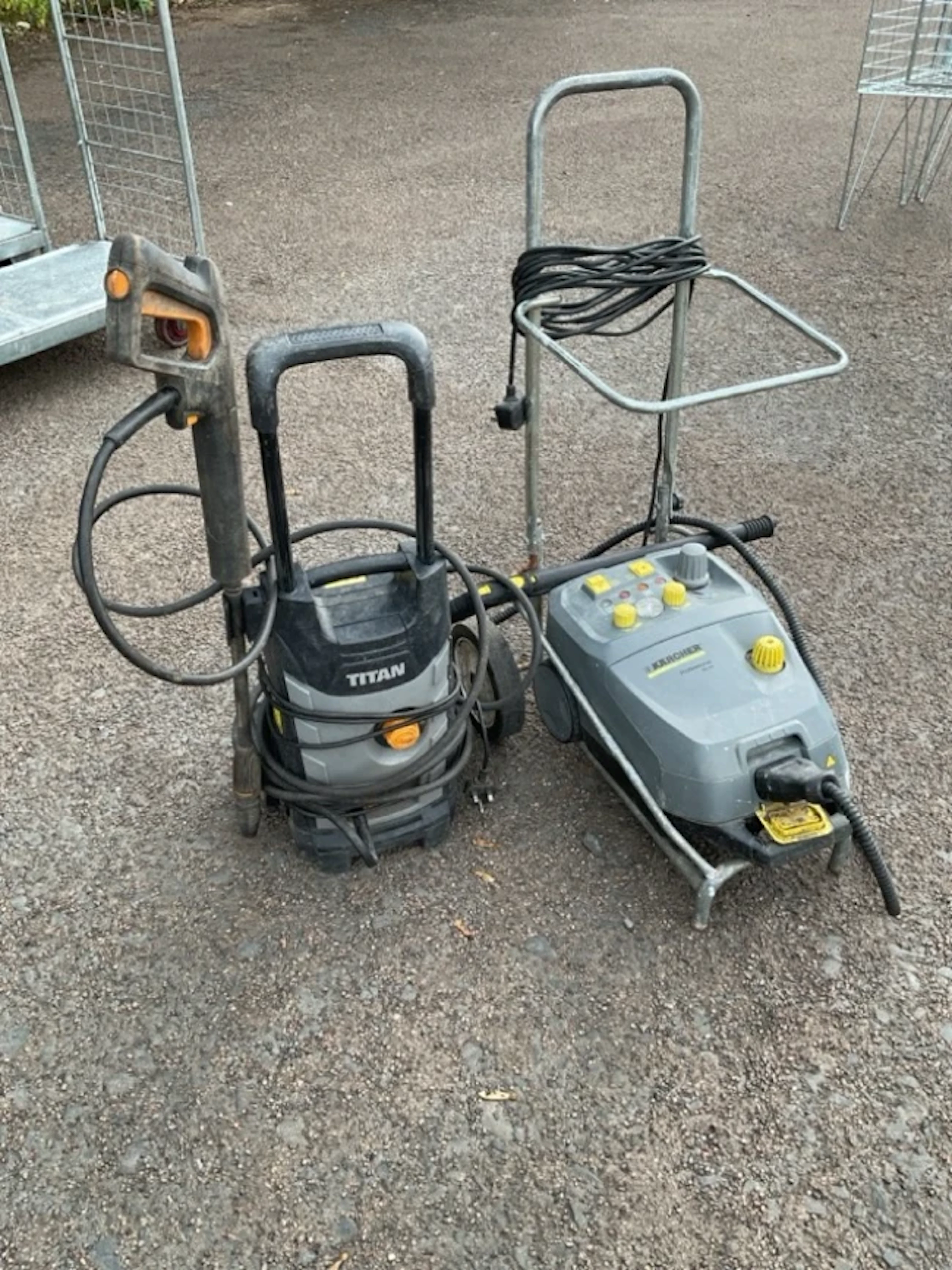 A Karcher pressure washer steam cleaner with electric cable & lance