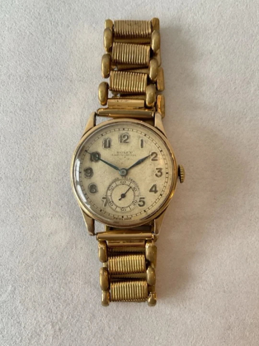 A 9ct gold c.1940 Rolex Chronometer wristwatch having arabic dial