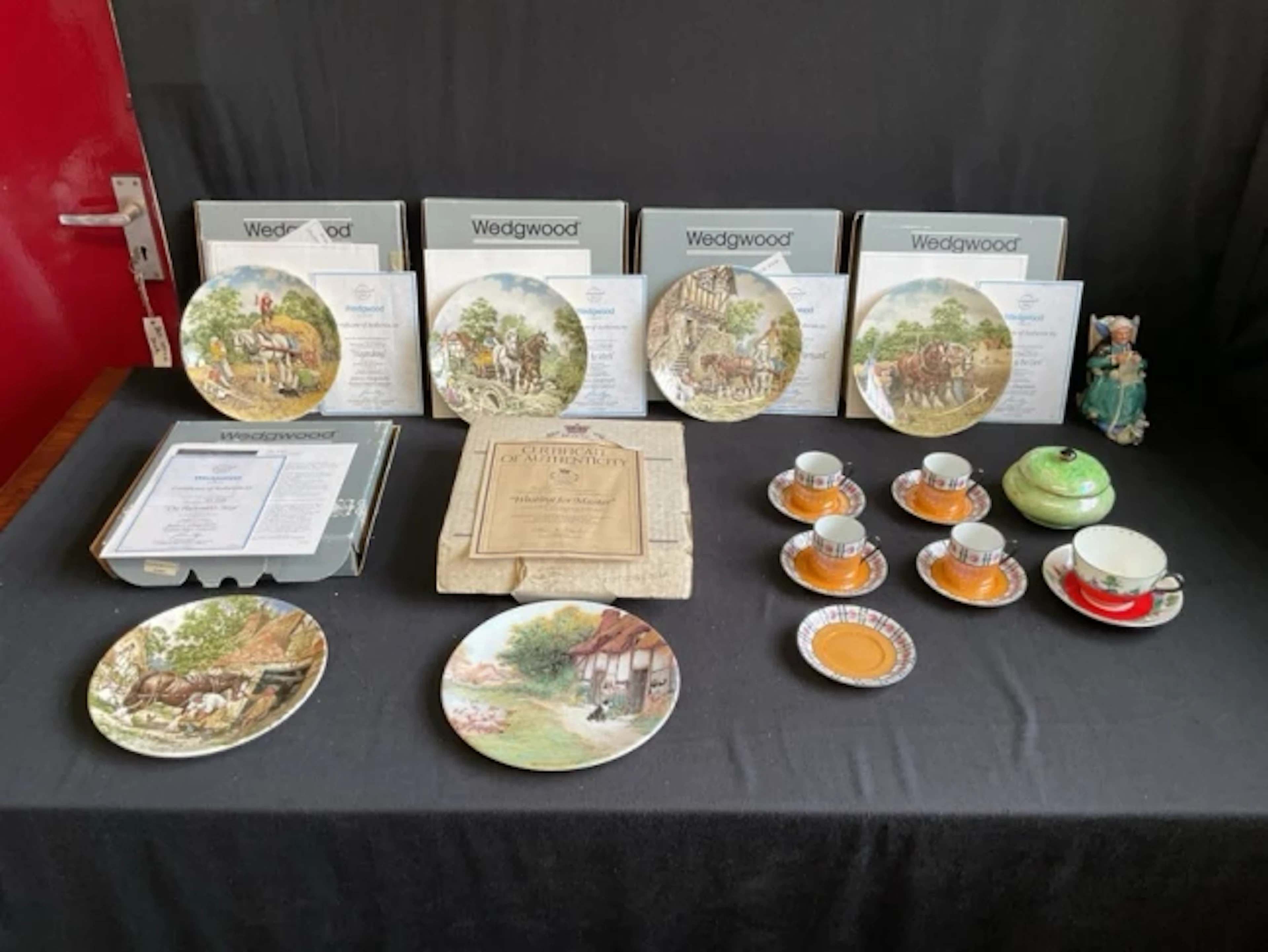 Miscellaneous ceramics including boxed collectors plates by Wedgwood