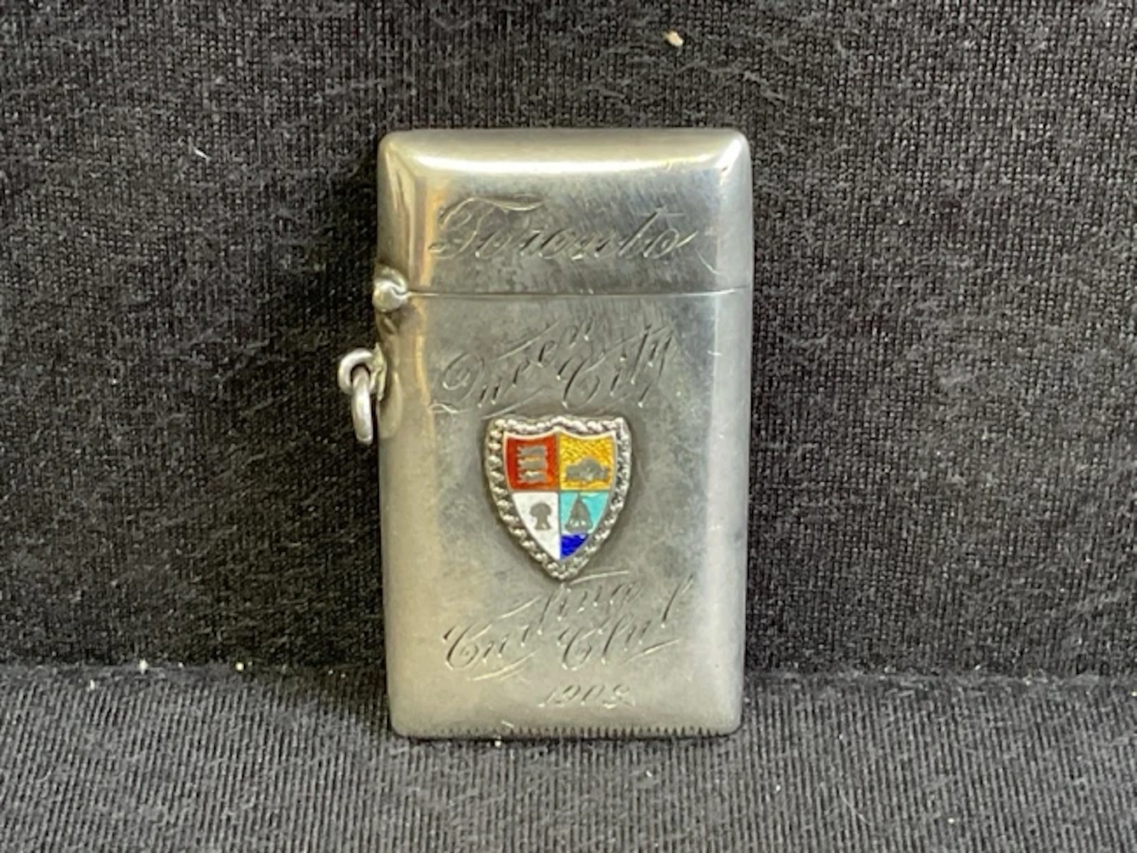 An Edwardian Canadian rectangular sterling silver vesta case with