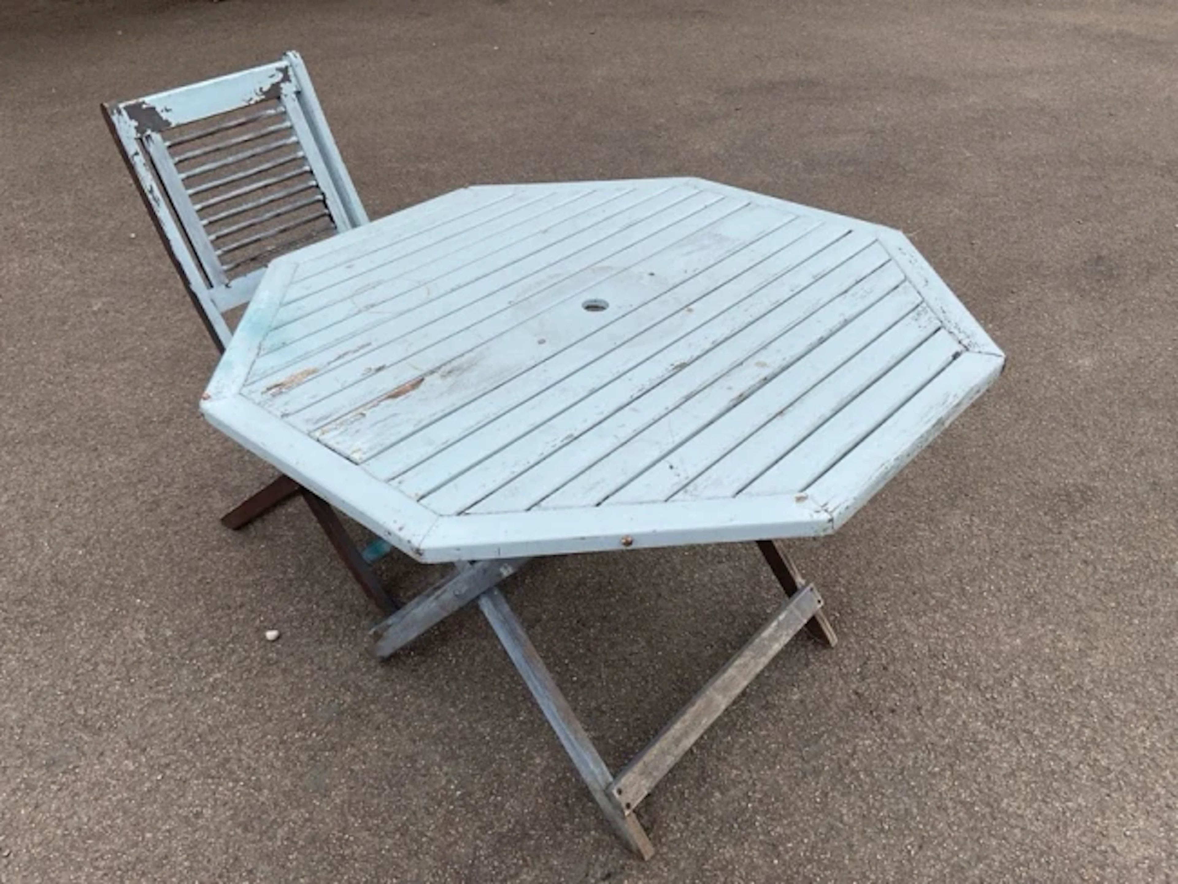 A painted garden table & chair, the octagonal folding table with slatted