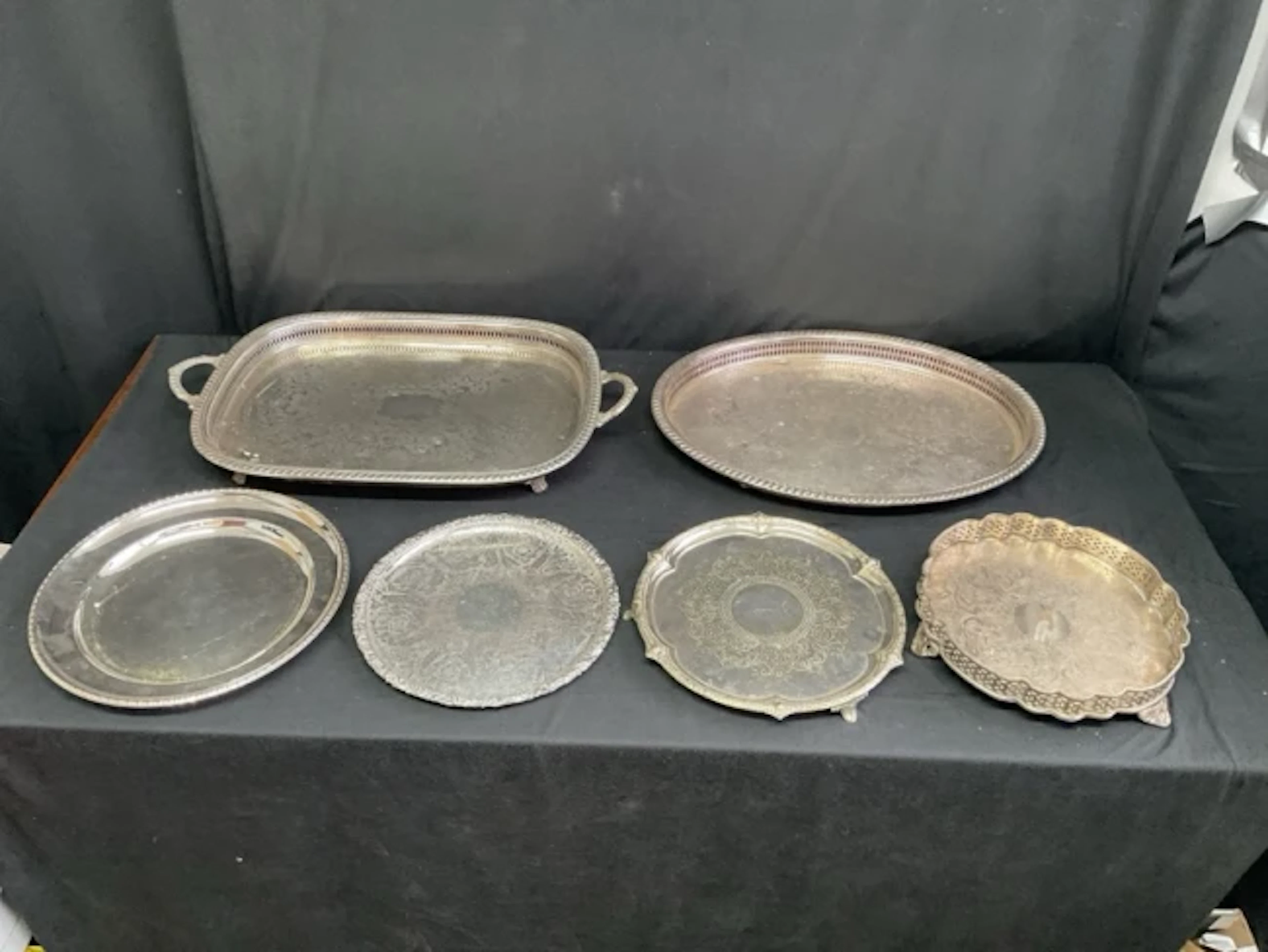 Miscellaneous silver plated trays and salvers including large oval