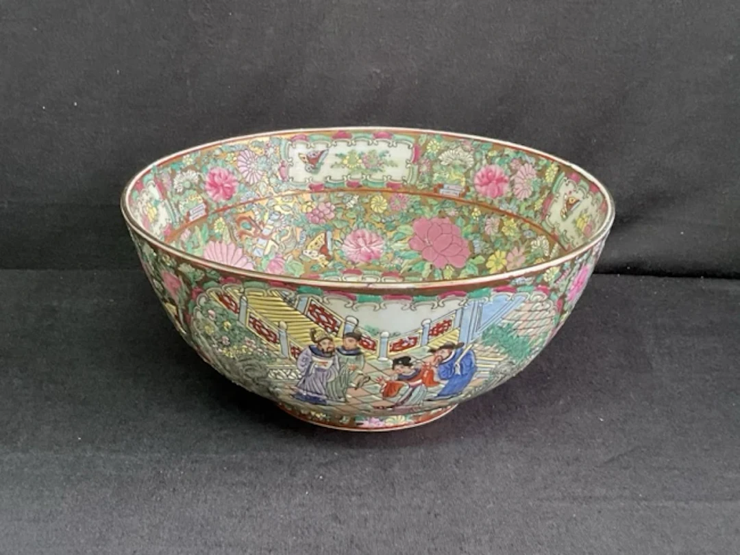 A large Chinese porcelain bowl decorated in Rose Canton style with