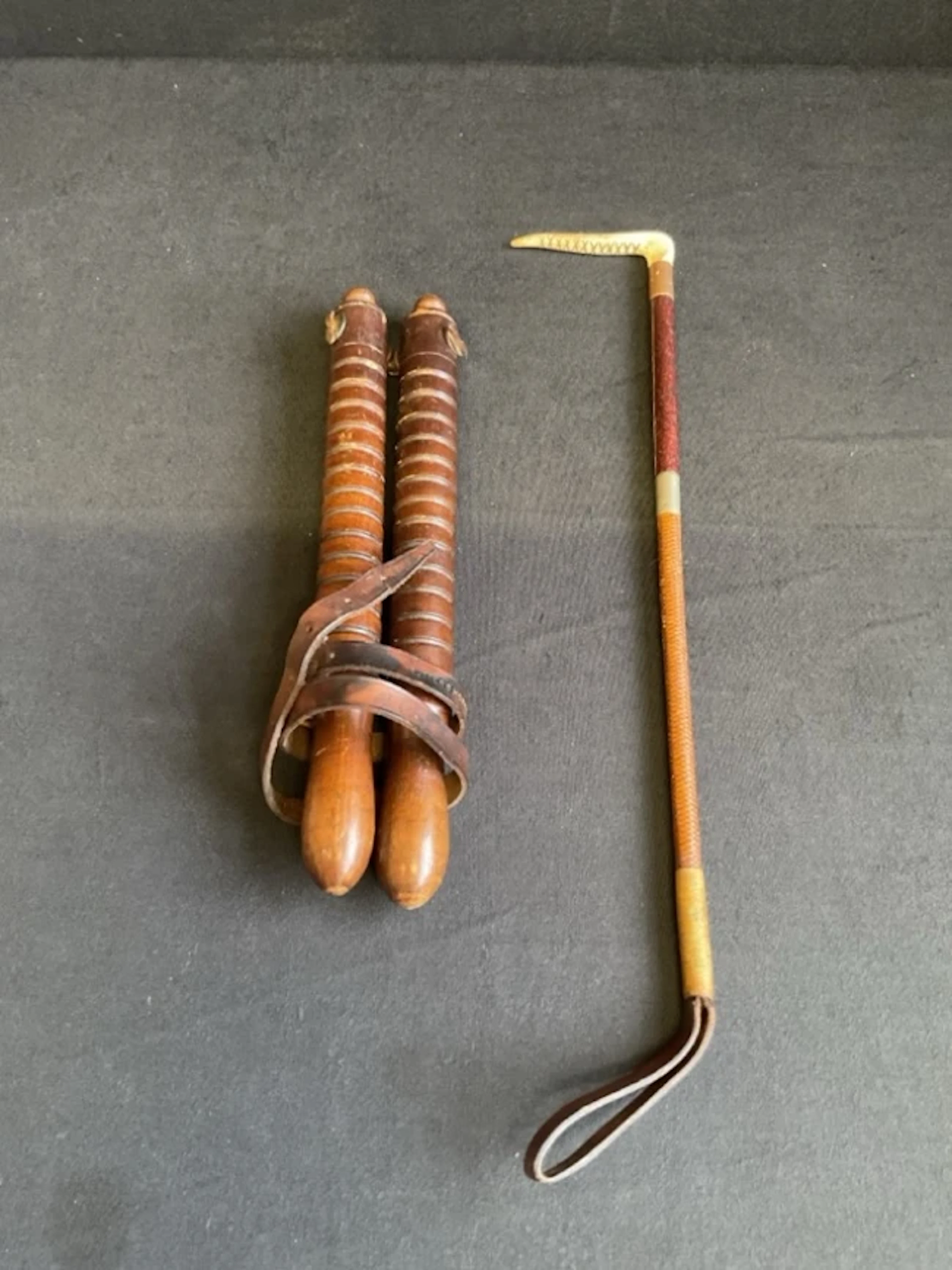 A Victorian Rutters patent horse twitch with dark stained turned beech