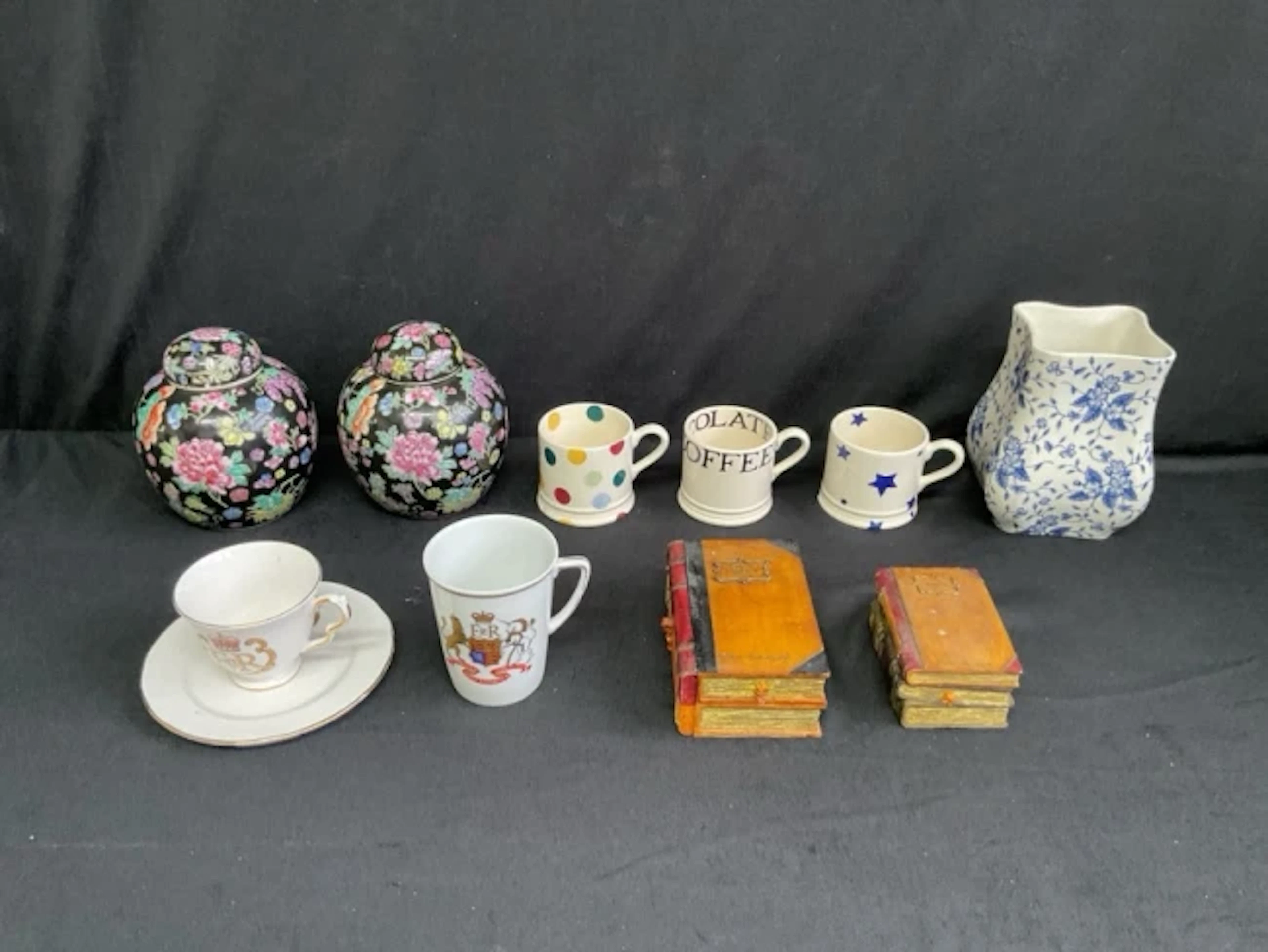 Miscellaneous ceramics including a pair of Chinese famille noir covered
