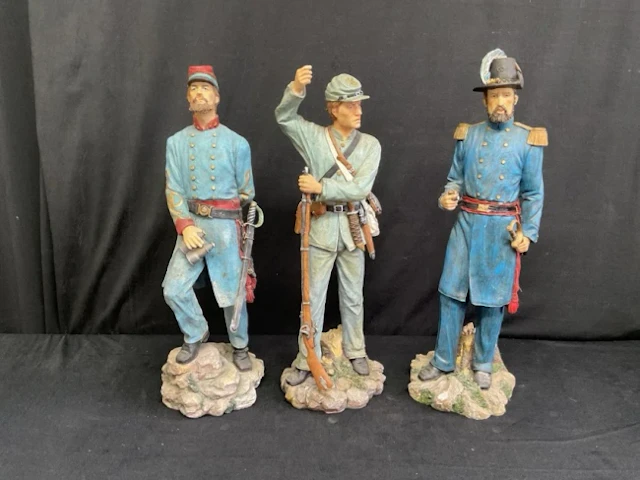 Three large handpainted standing figures of American Civil War soldiers