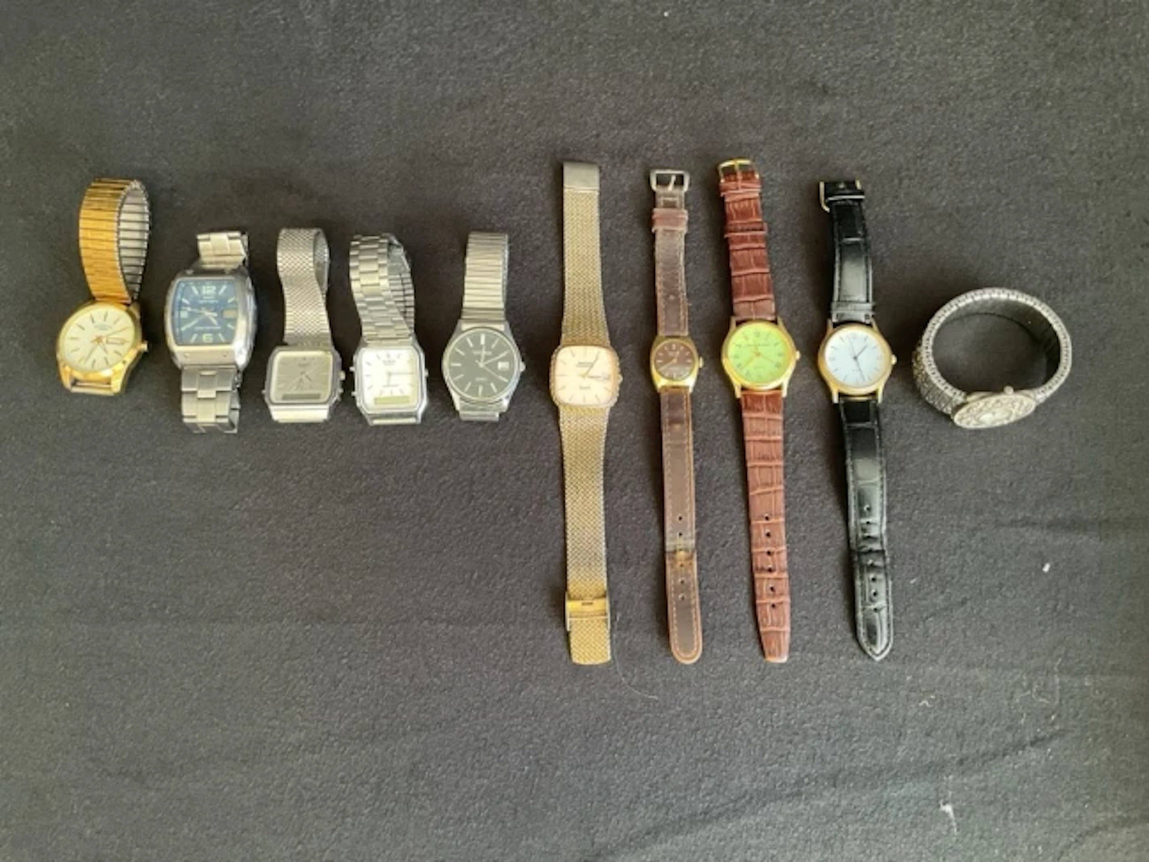 Miscellaneous gents analogue quartz wristwatches including Rotary