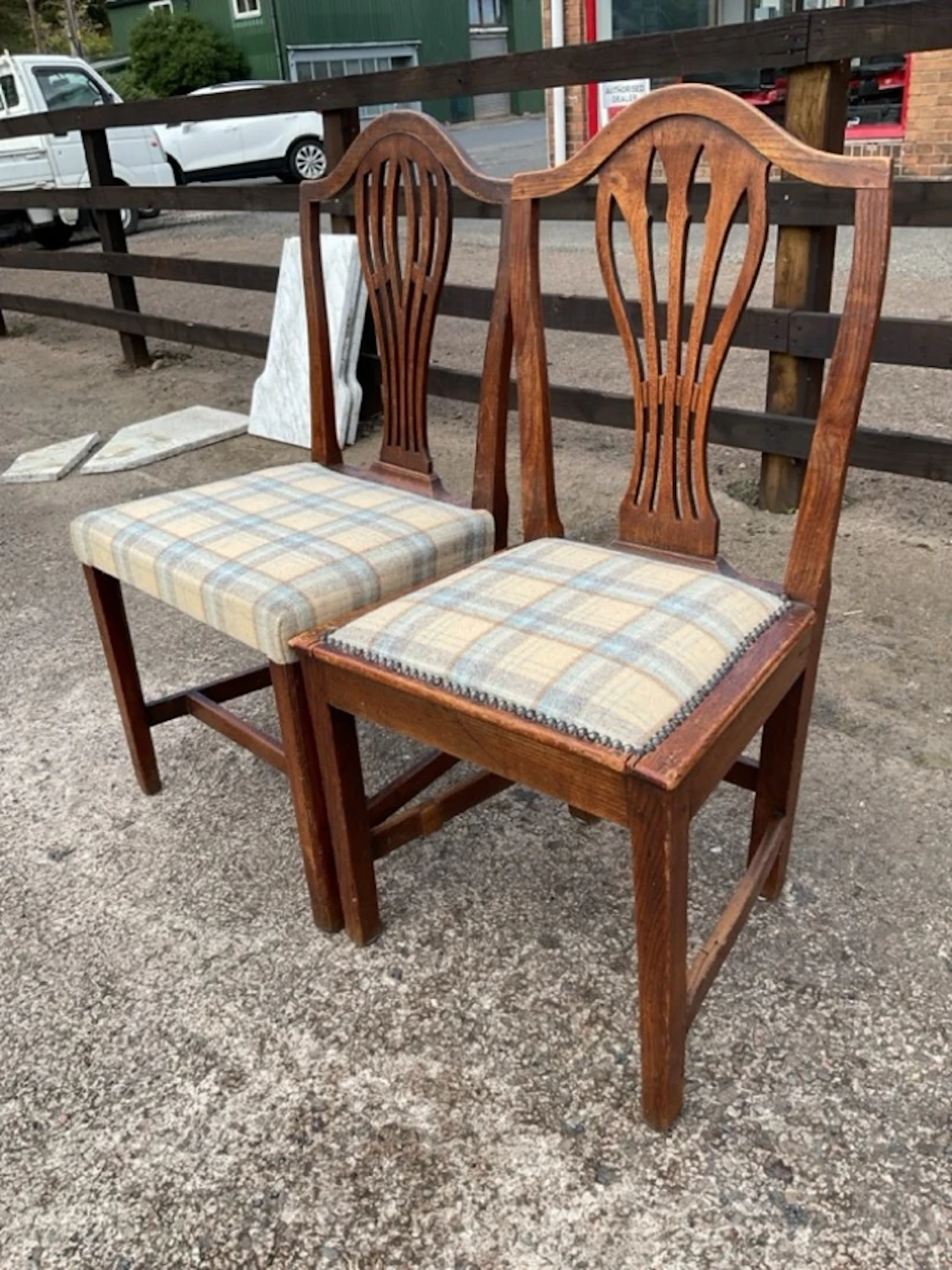 A Georgian fruitwood country Hepplewhite chair with arched back and