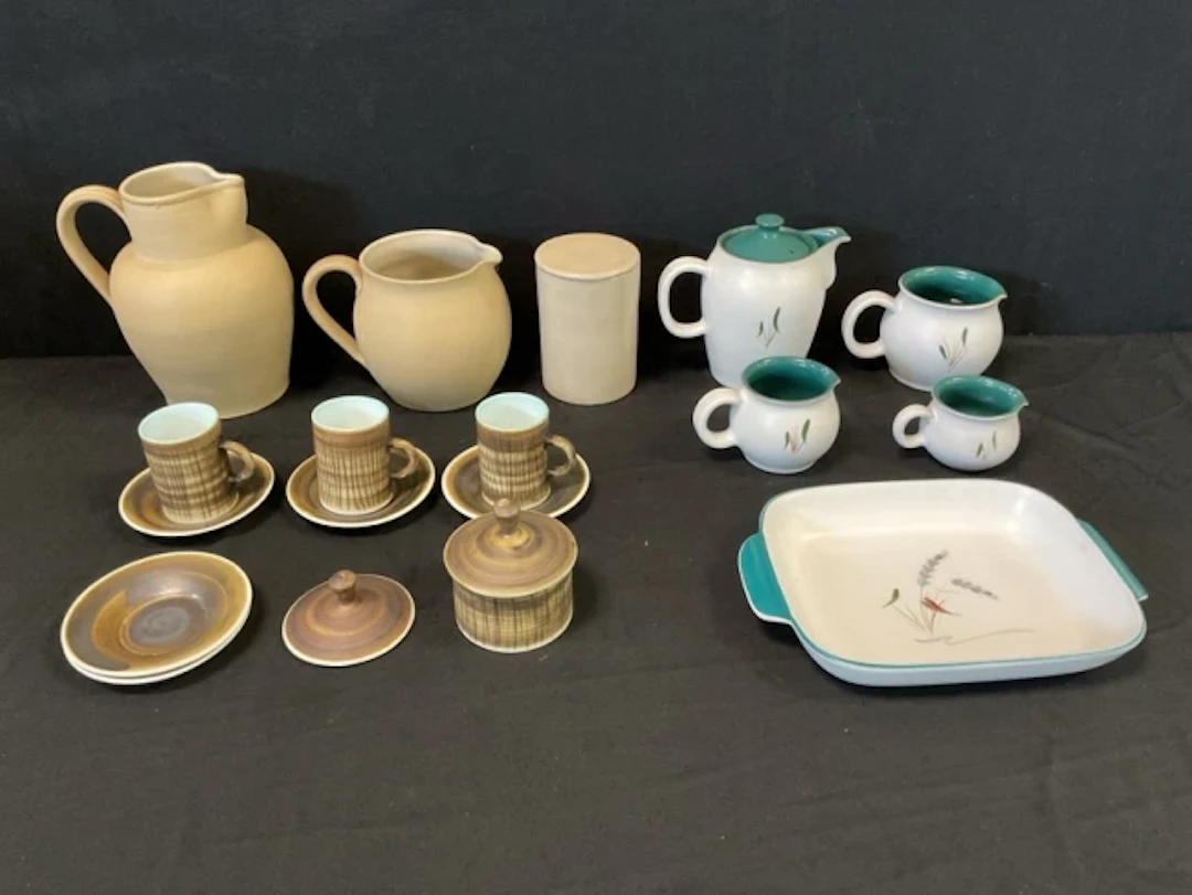 Miscellaneous stoneware - Denby Greenwheat coffee pot, jugs and gratin