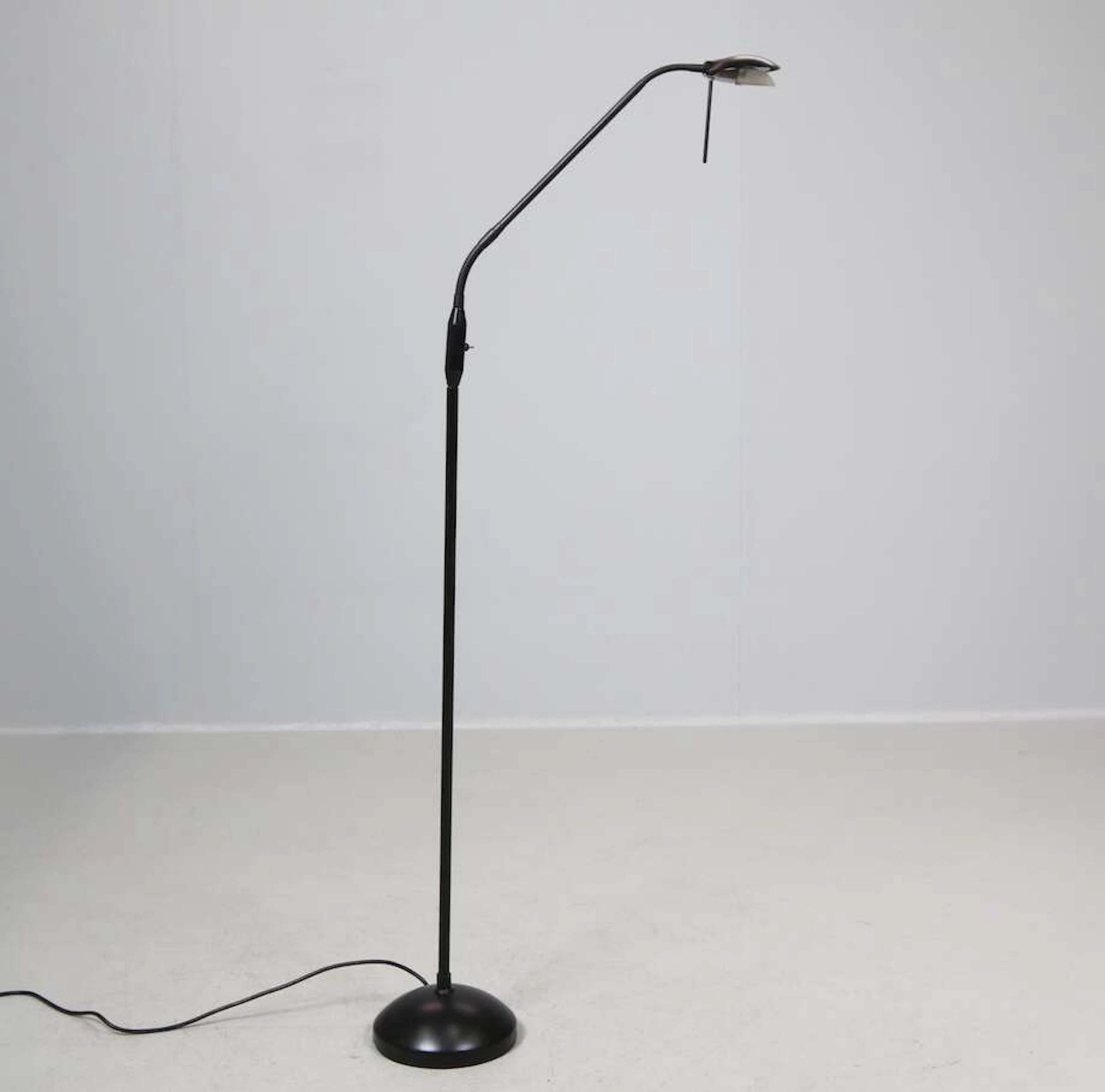 Golvlampa Aneta