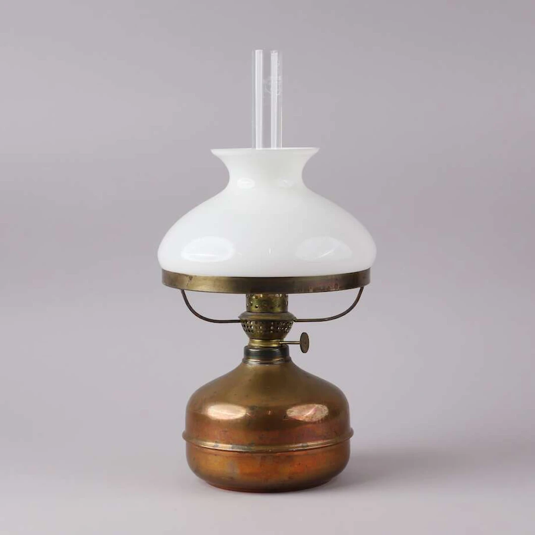 Bordsfotogenlampa
