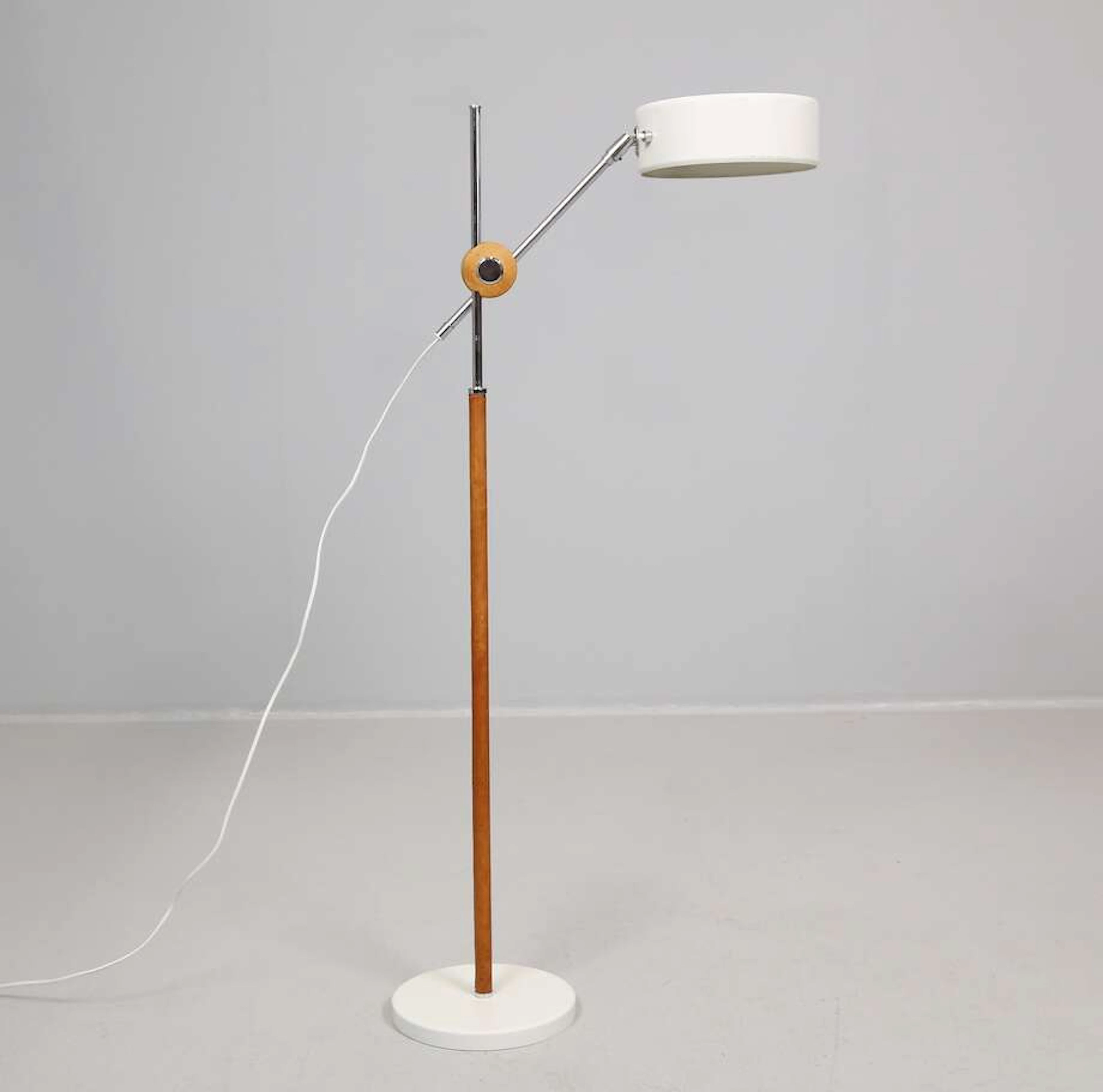 Golvlampa Ateljé Lyktan