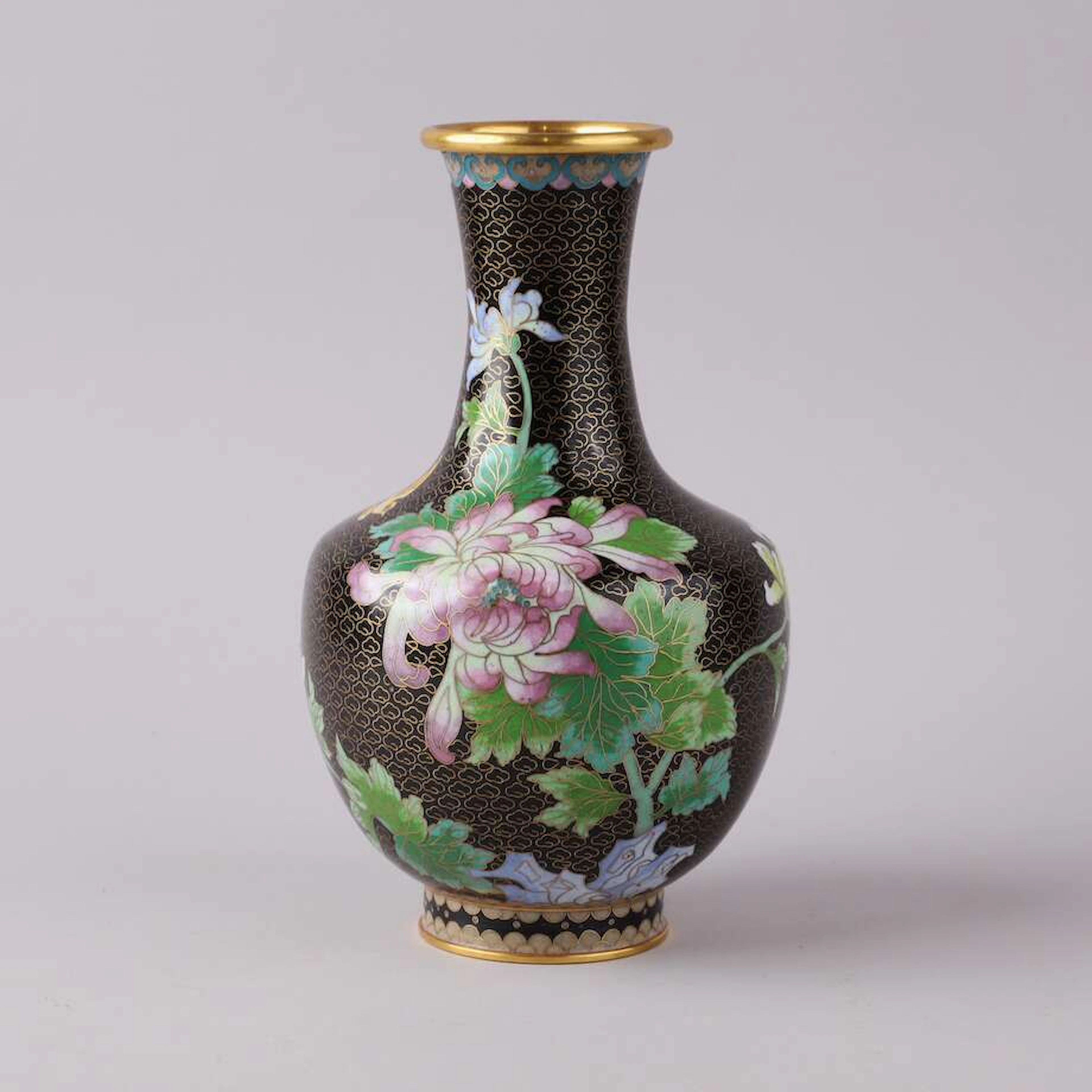 Vas Cloisonne