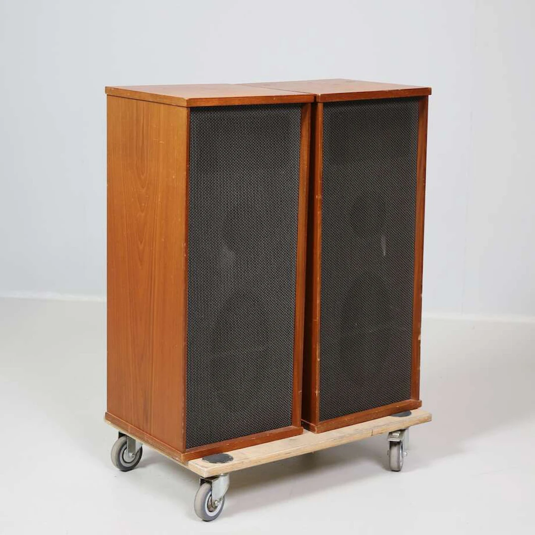 Bang Olufsen