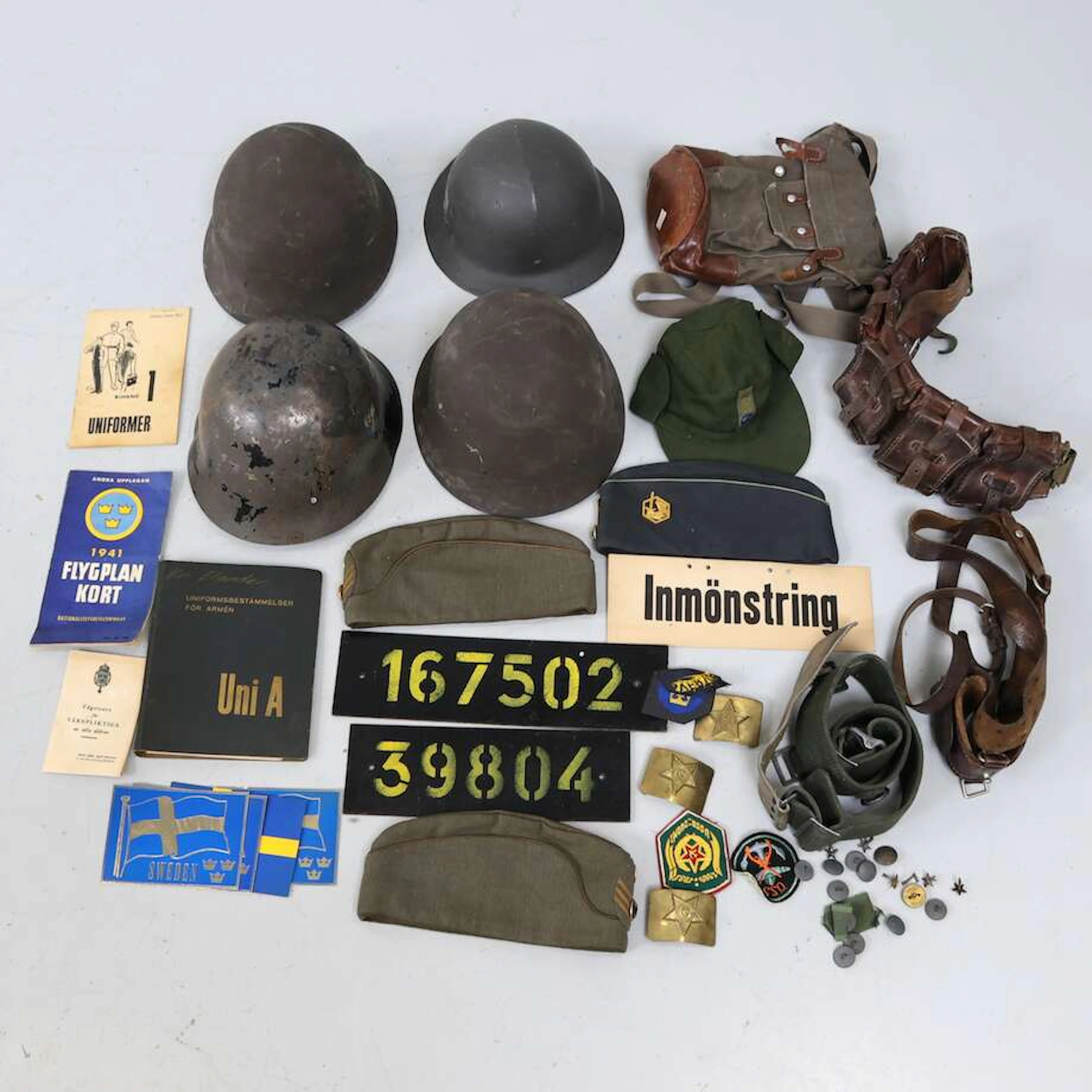 Militärhjälmar