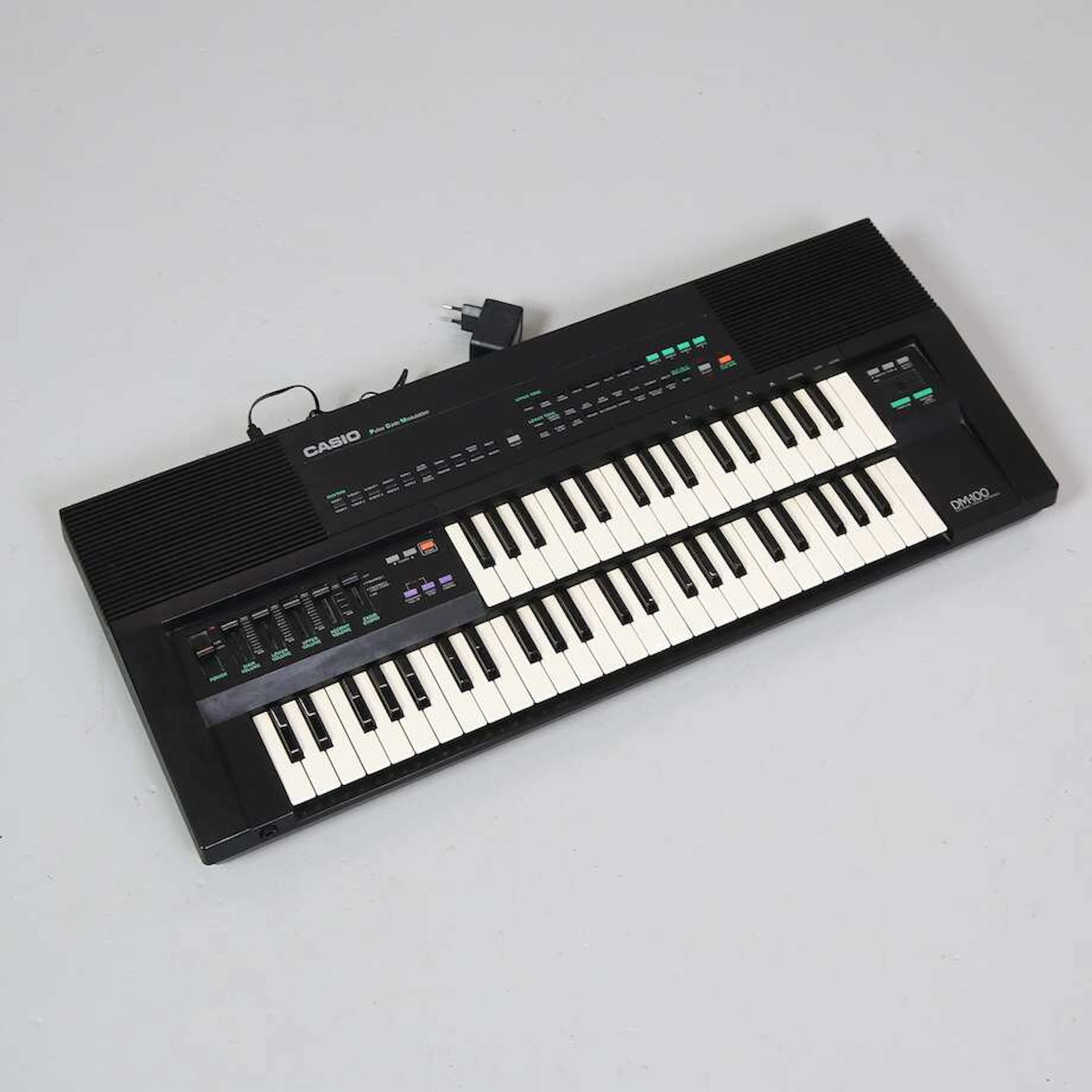 Keybord Casio DM-100