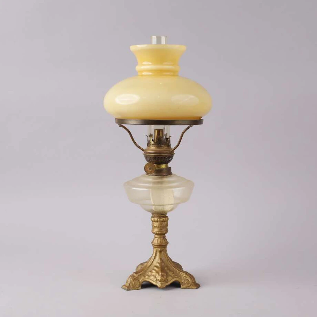 Bordsfotogenlampa