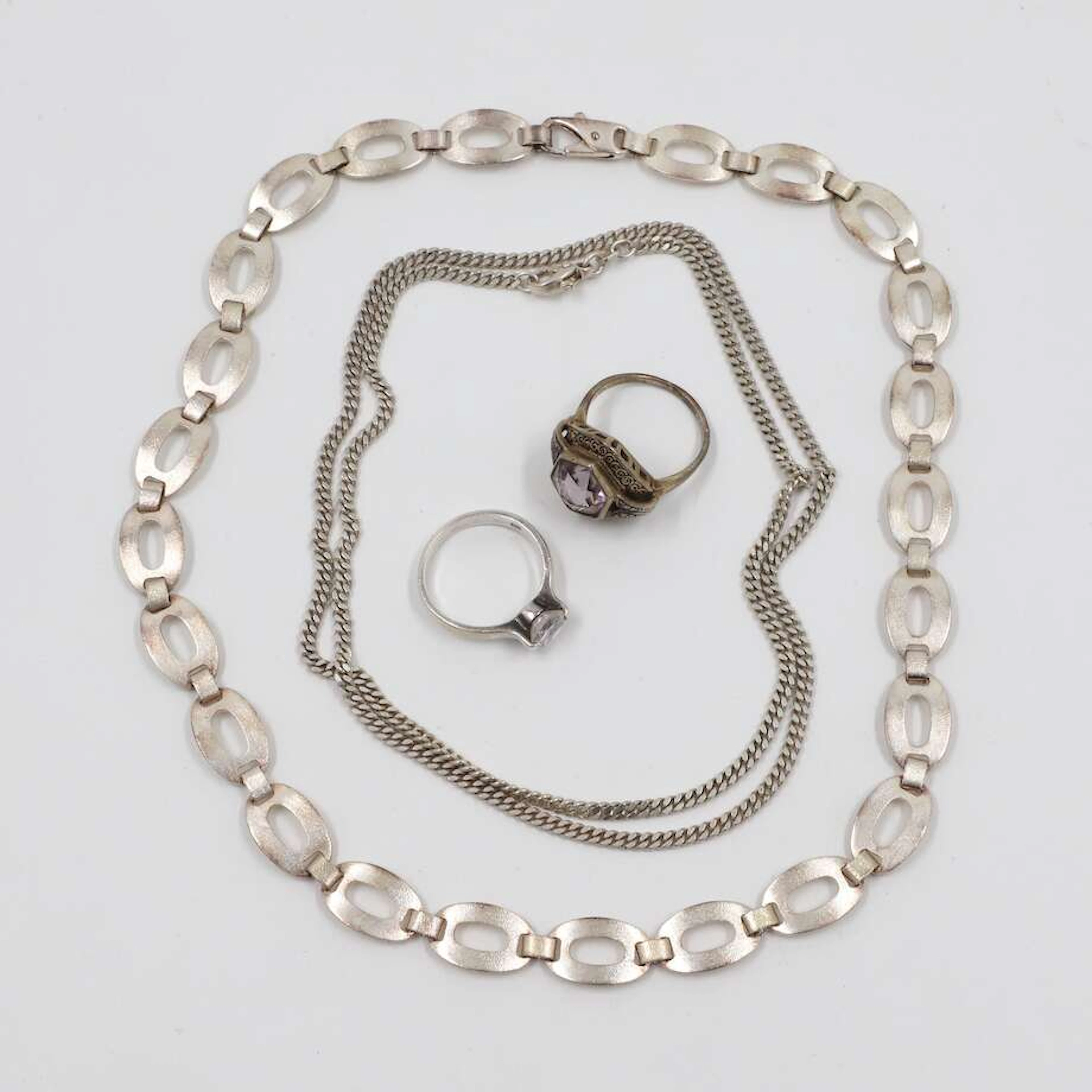 Halsband