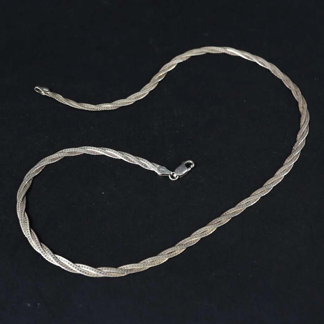 Halsband