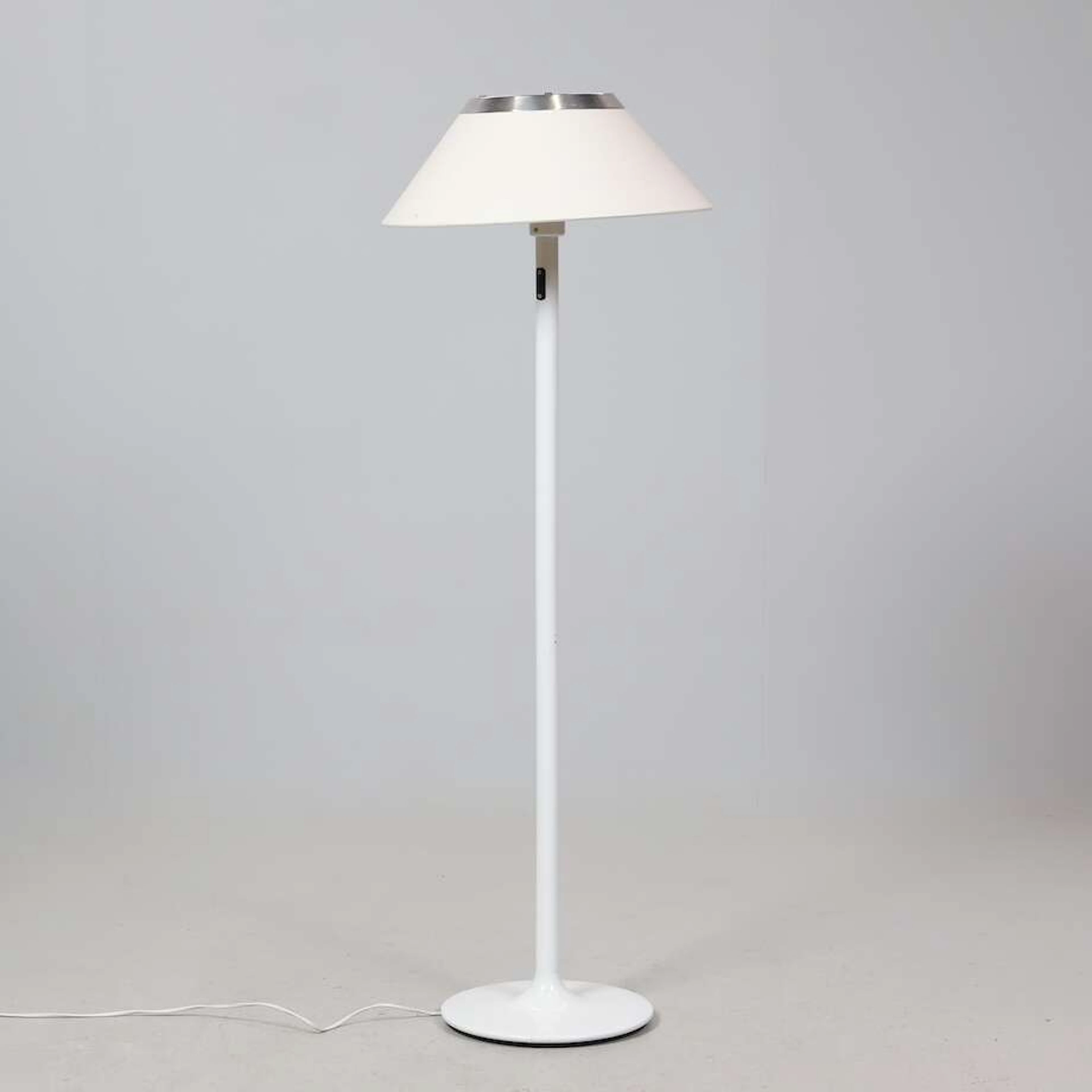 Golvlampa Ateljé Lyktan