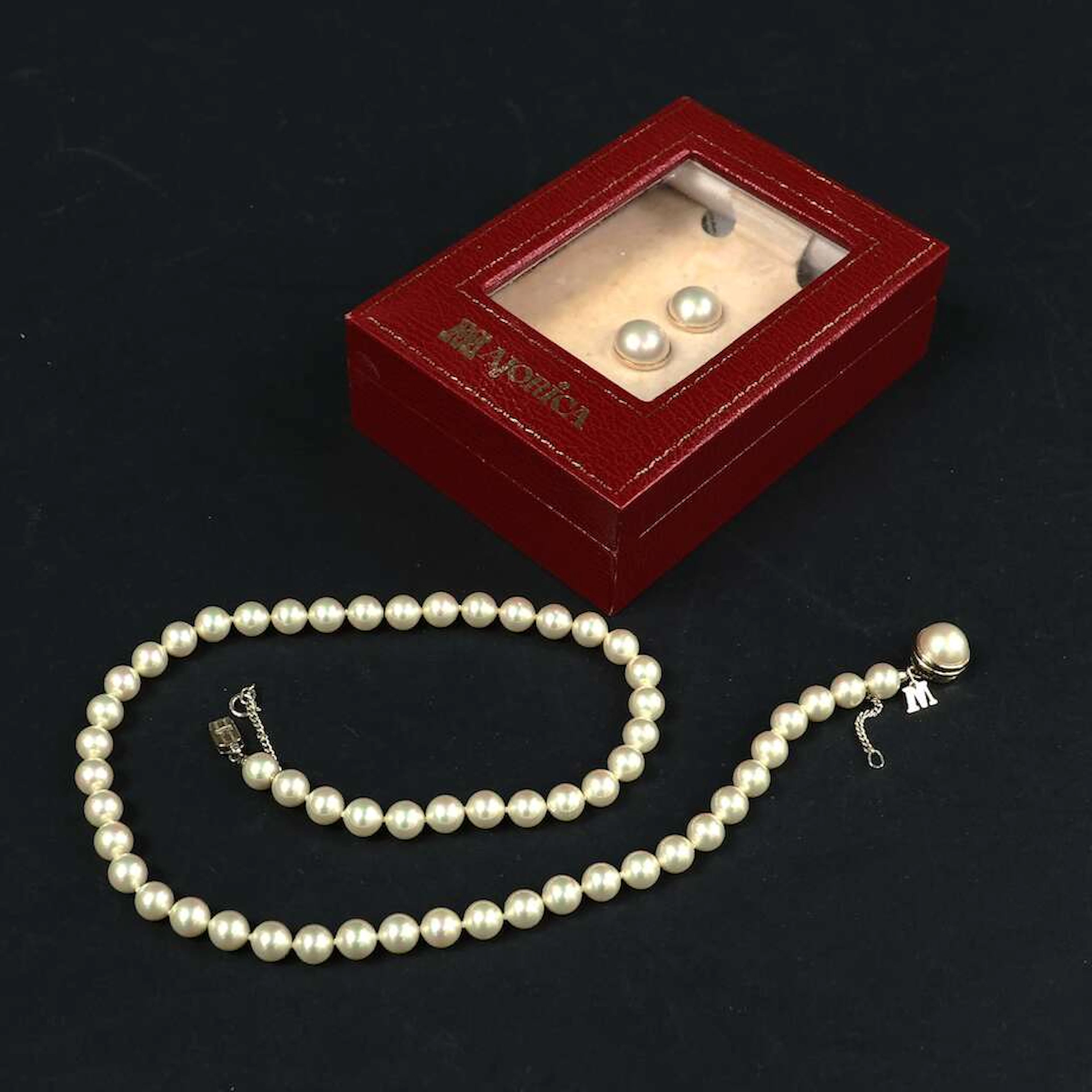 Pärlcollier