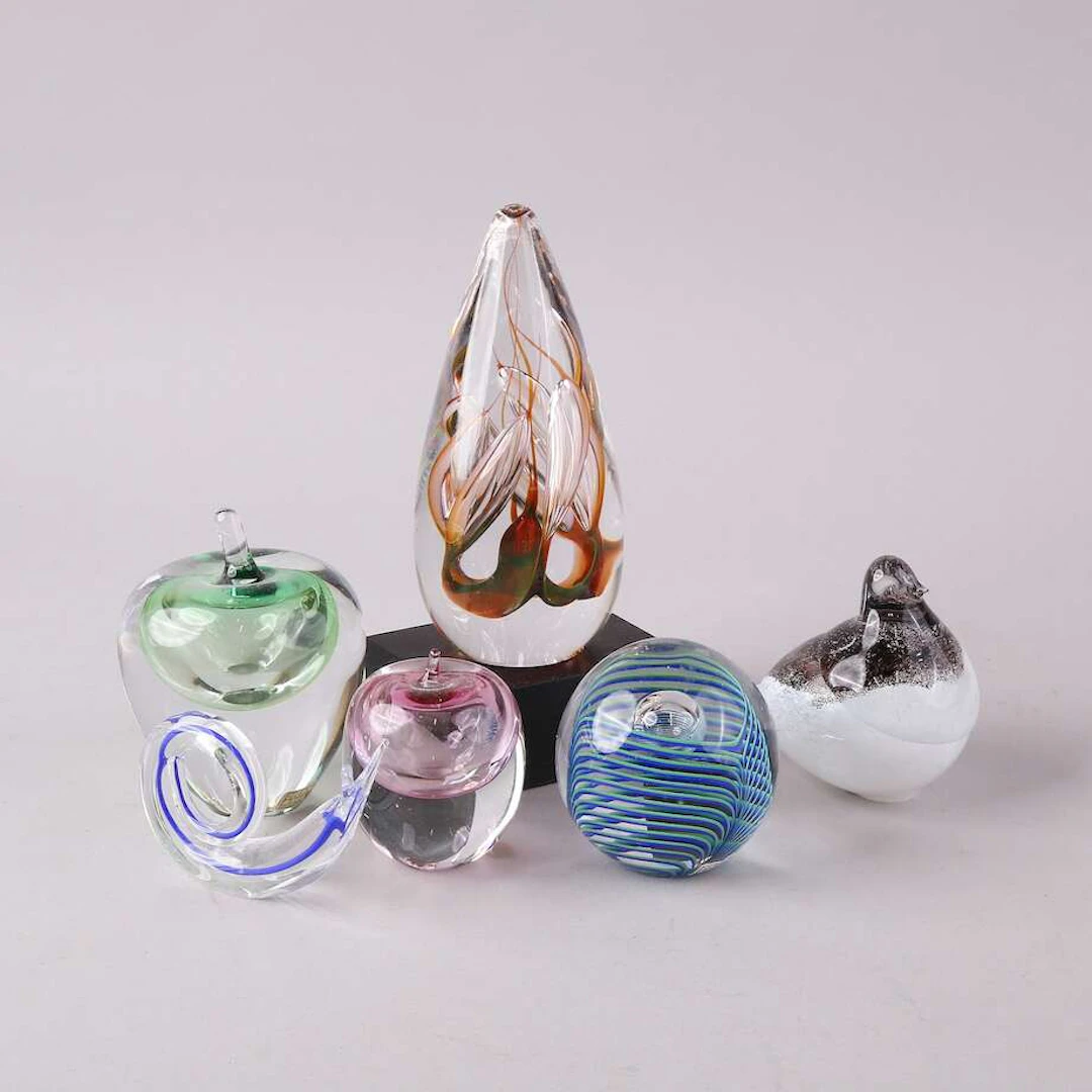 Konstglas