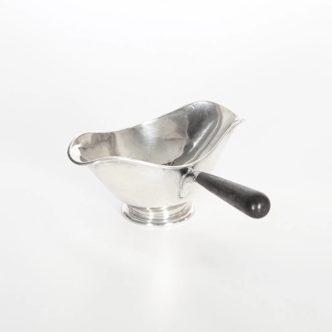SÅSSKÅL MED TRÄHANDTAG, Sterlingsilver, 1949.