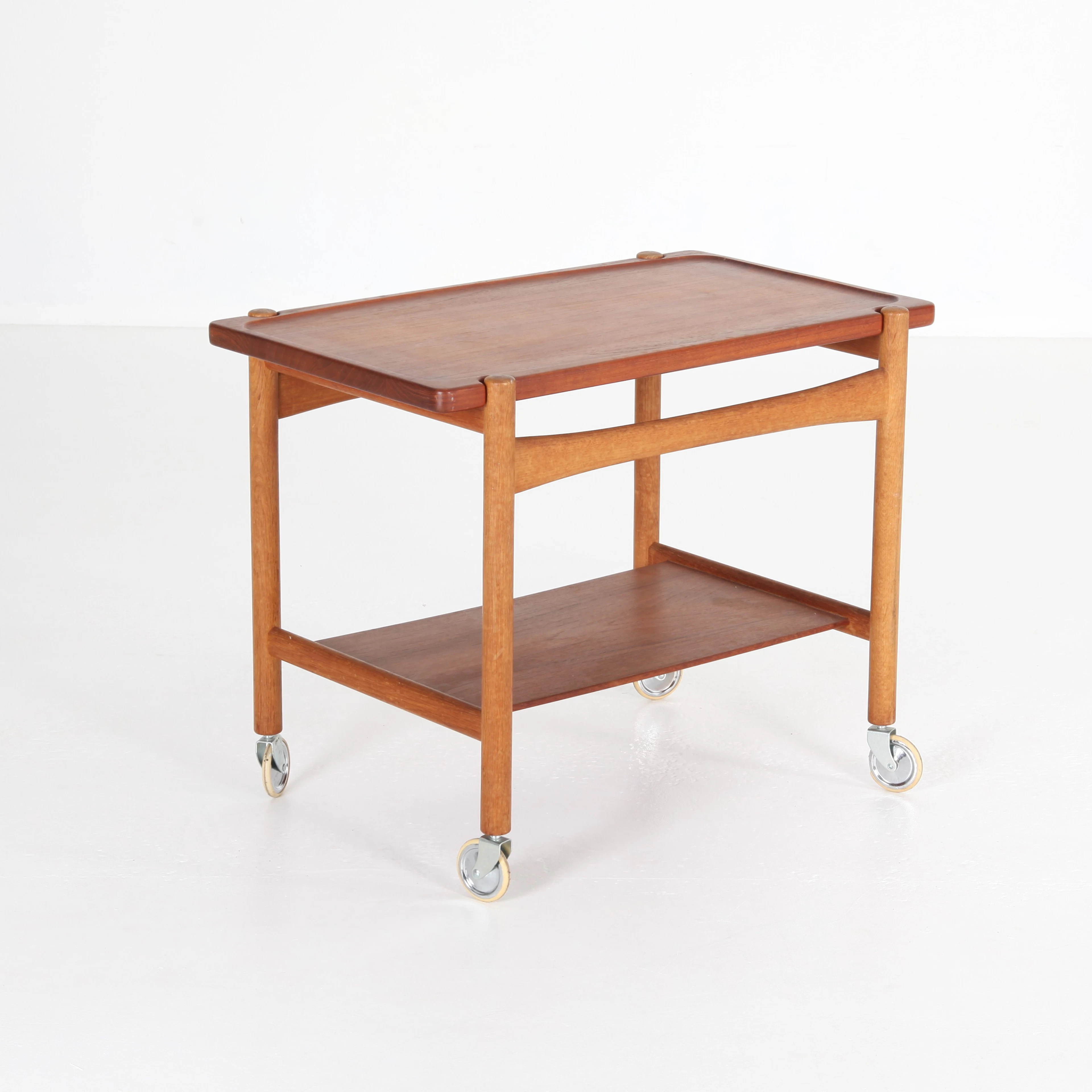 HANS J WEGNER. 1914-2007. Serveringsvagn, modell AT-48, Andreas Tuck