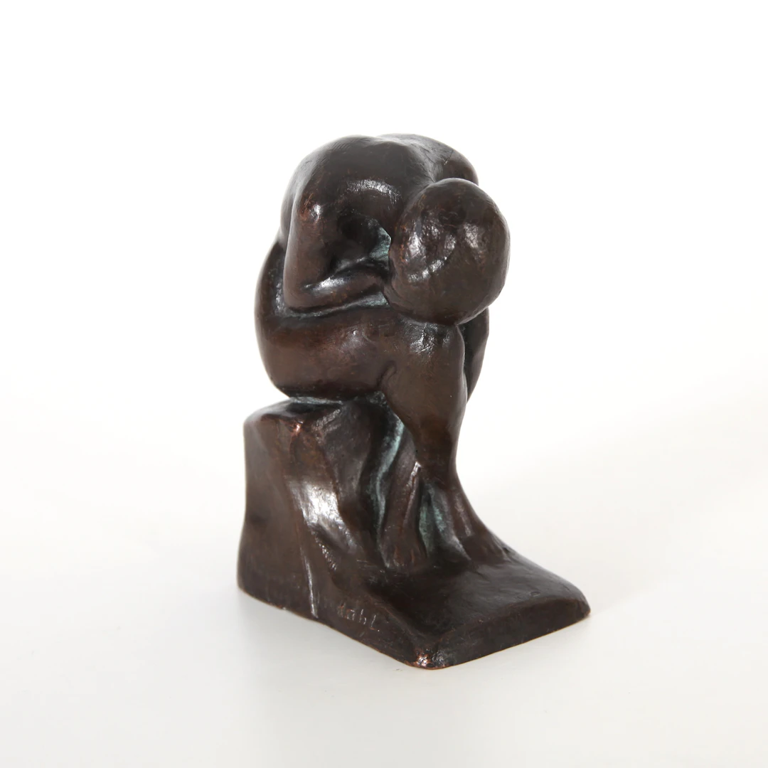 HALVAR FRISENDAHL. 1889–1953. Skulptur, "Sorg", brons, 1917.